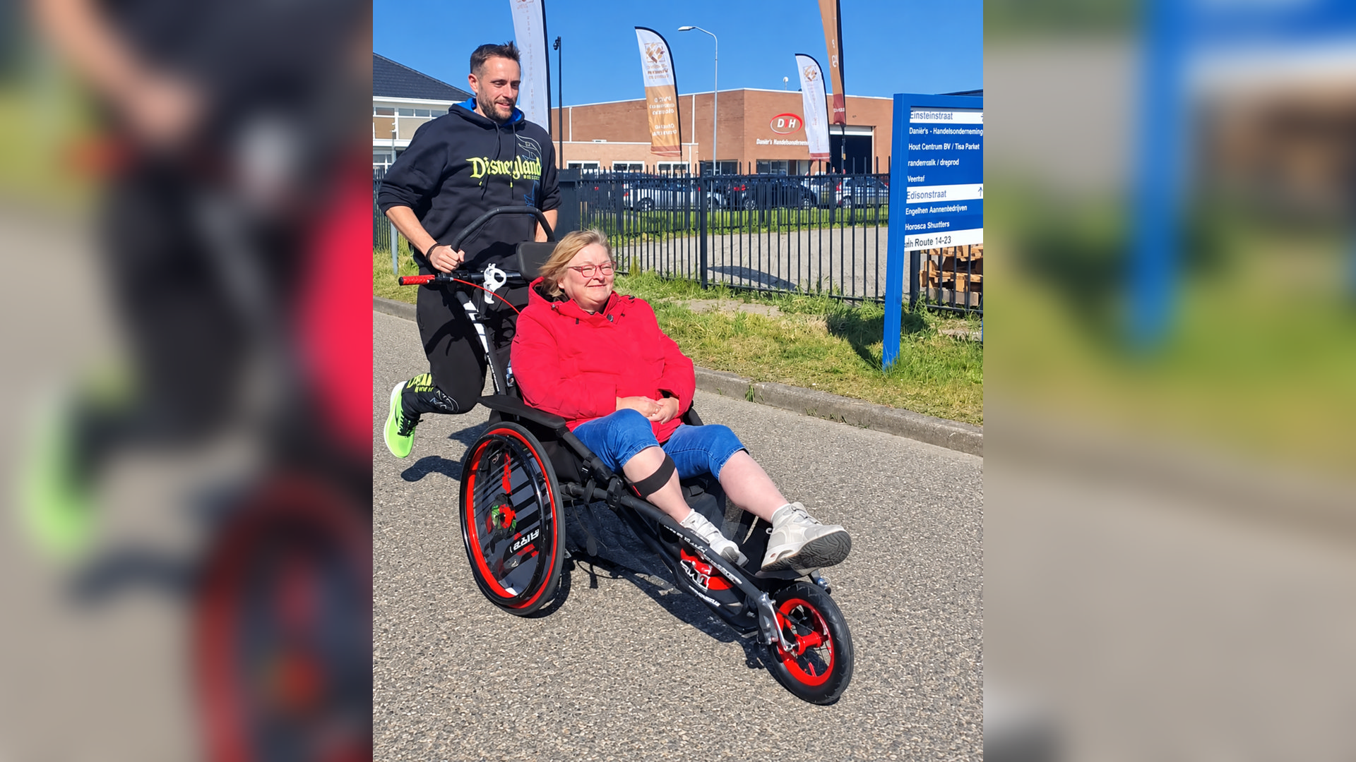 Peter loopt na moeilijke tijd halve marathon met moeder die MS heeft ...