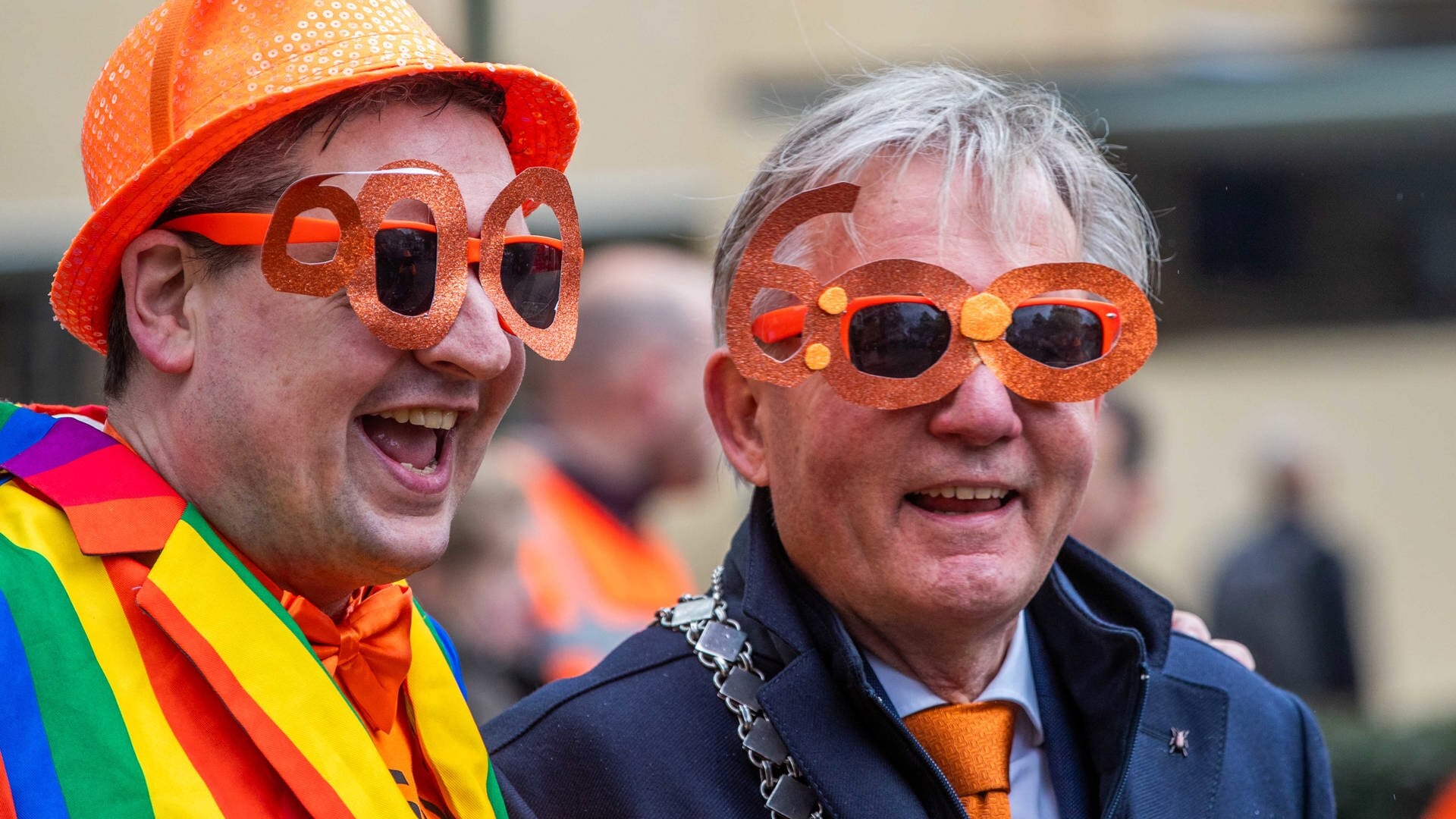 Koningsdag in Hilversum; vrijmarkt, attracties en optredens - Al het ...