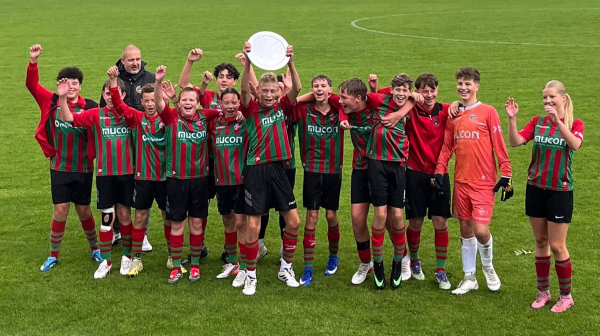 Jeugdtoppers VV Haaften 014 pakken de titel