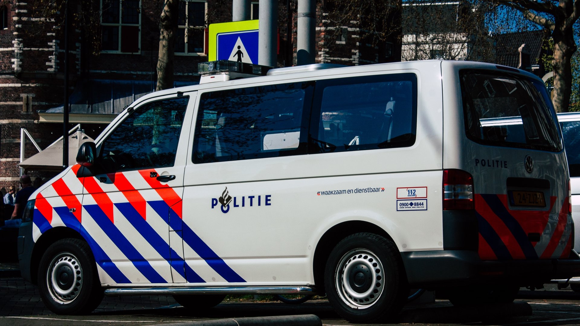 Politie zoekt twee scooterbestuurders na ongeluk bij Geinbrug in Nieuwegein