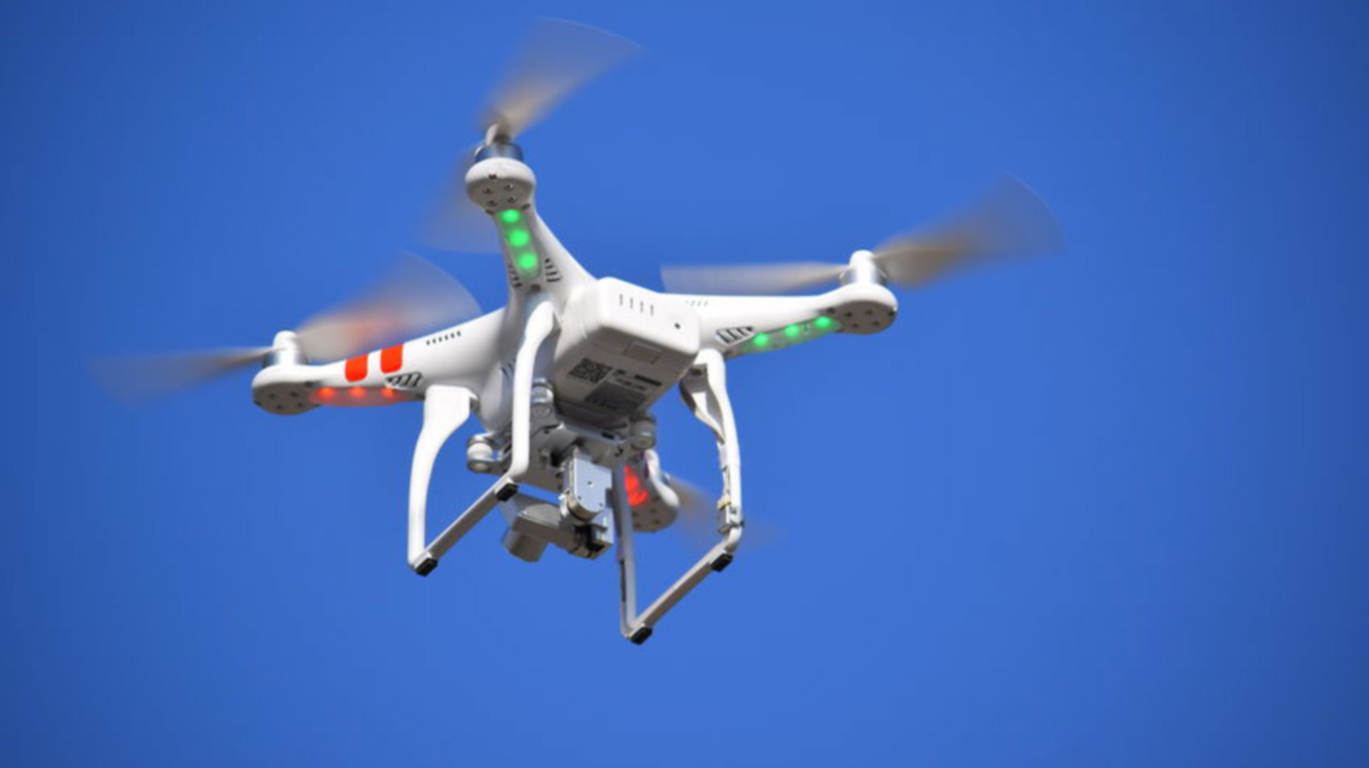 Omnia College uit Gorinchem peilt meningen over drones, vanwege deelname aan opleidingsproject