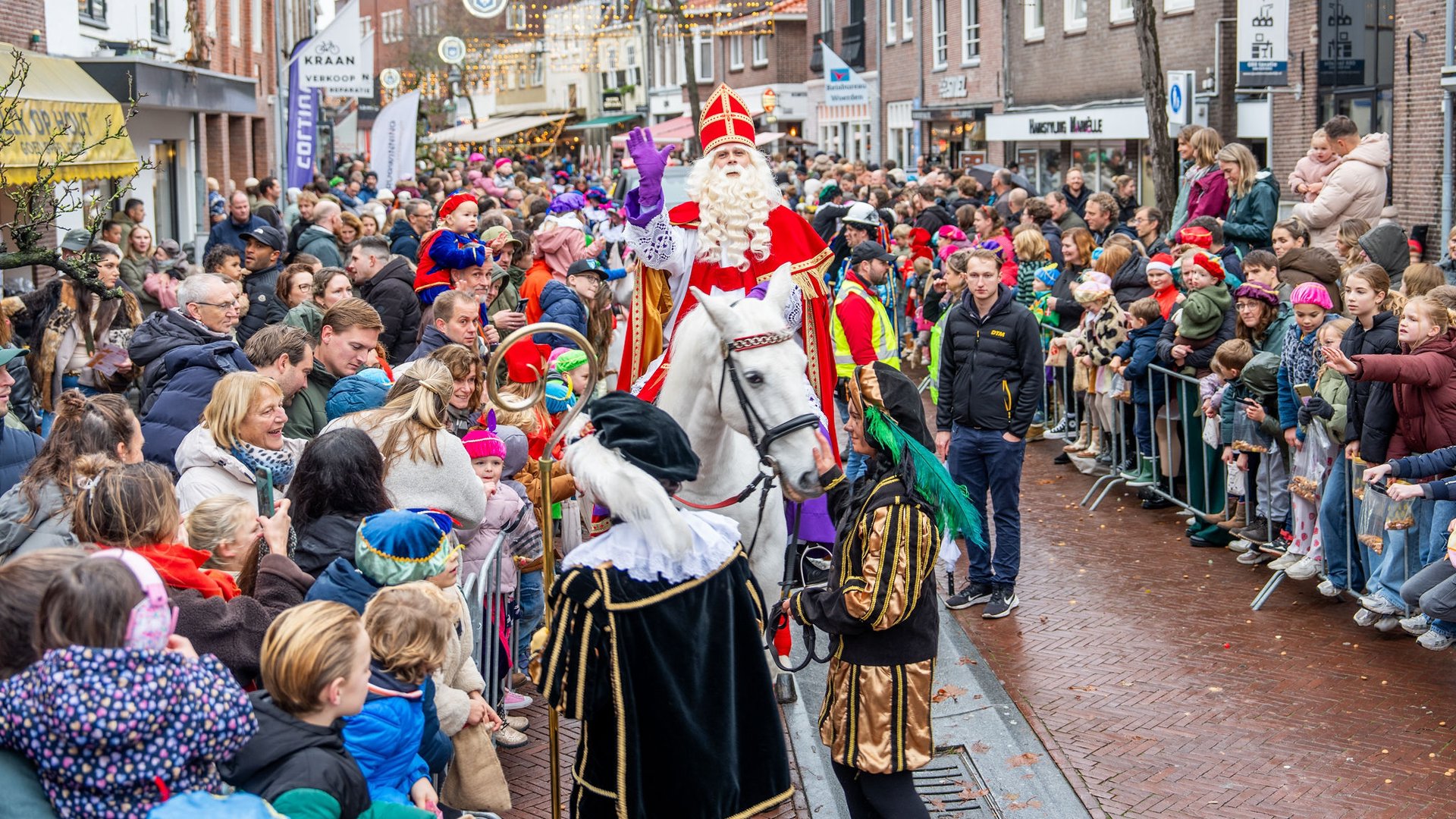 Sinterklaas komt 14 november aan in Woerden