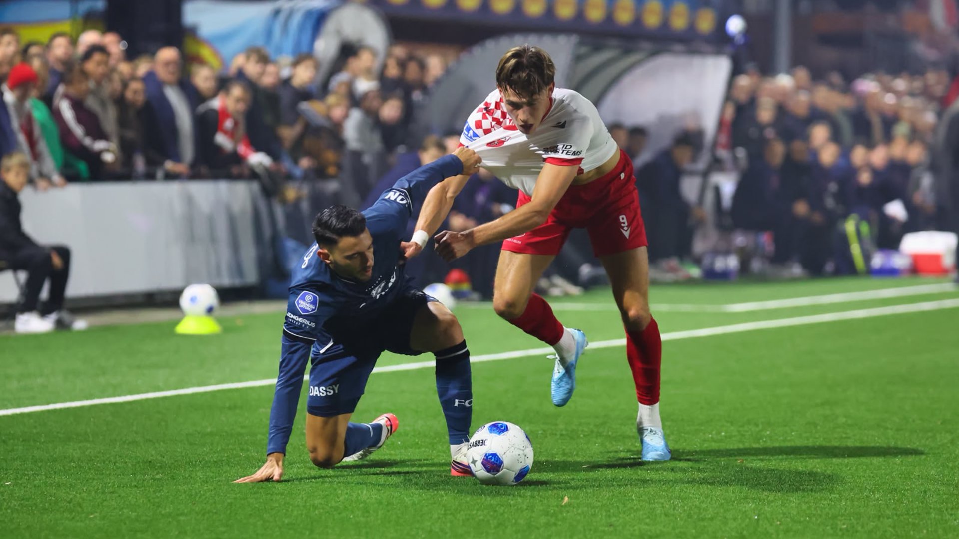Kozakken Boys kan niet zorgen voor stunt: één goal FC Utrecht voldoende voor winst op De Zwaaier