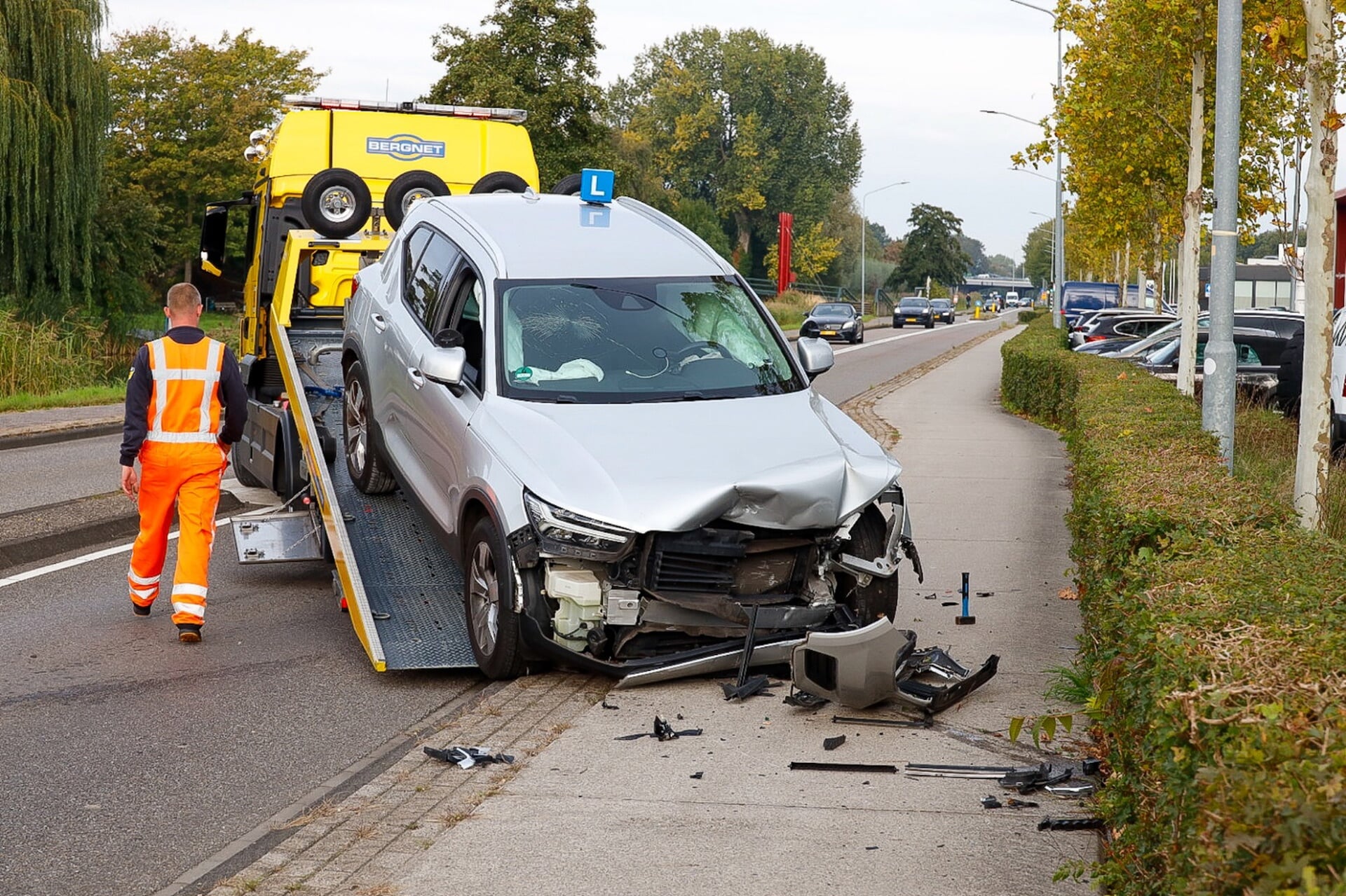 Drie gewonden bij frontale botsing in Naarden