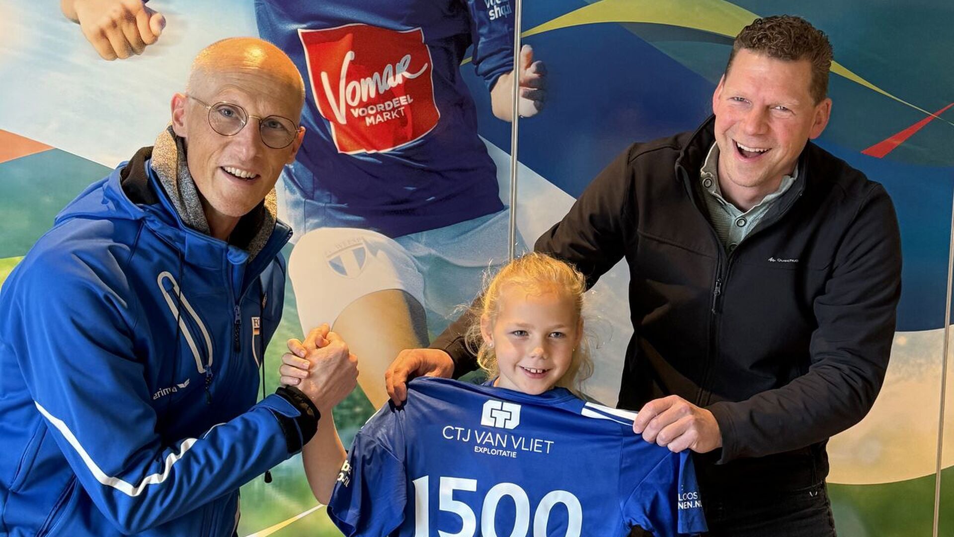 Lieke is 1500ste lid van FC Weesp
