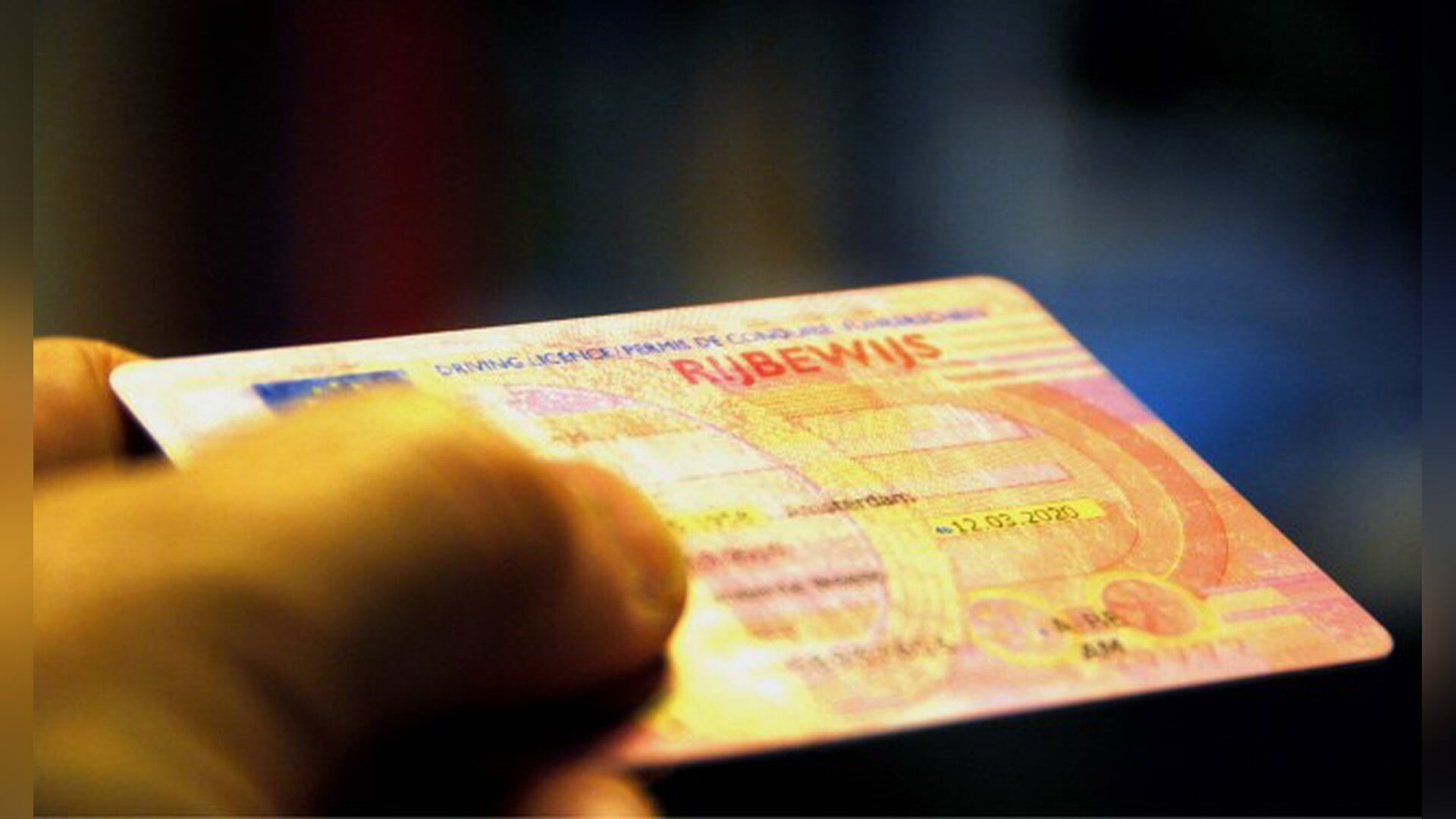 Nederlands rijbewijs verlengen vanaf Curaçao wordt makkelijker - Altijd ...