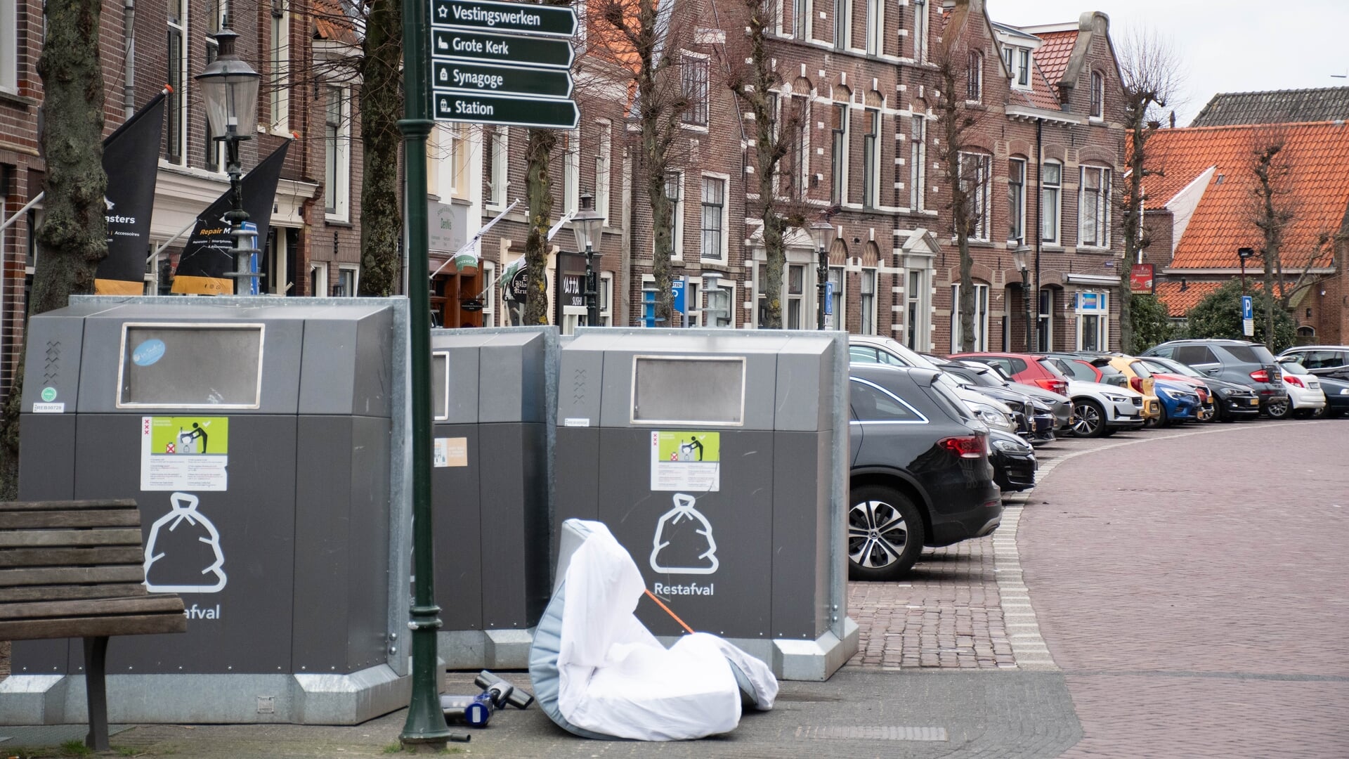 Containers stadhuis gaan voor maart ondergronds