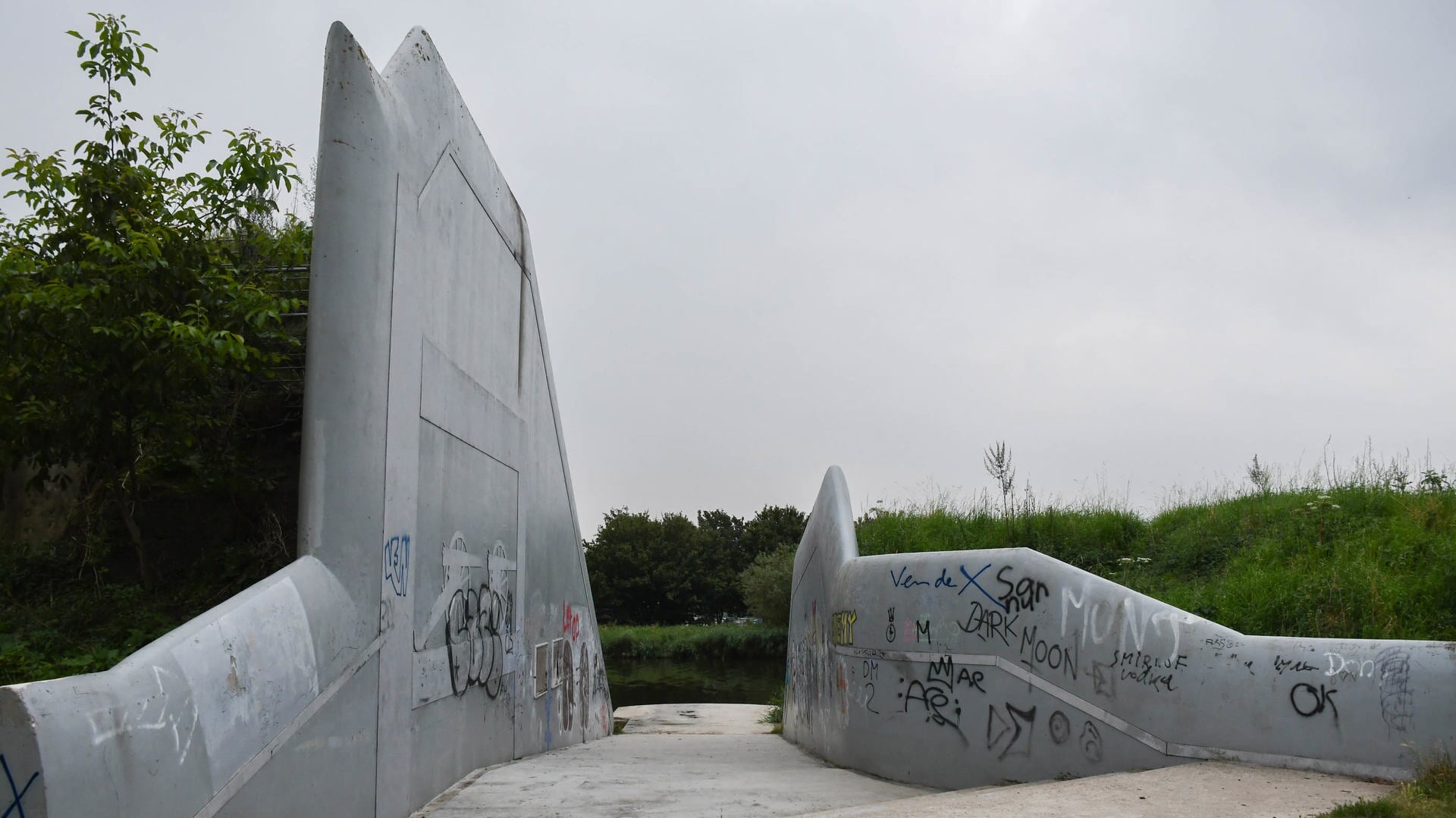 Planning aanleg coupure en keermuur bij de Schansen