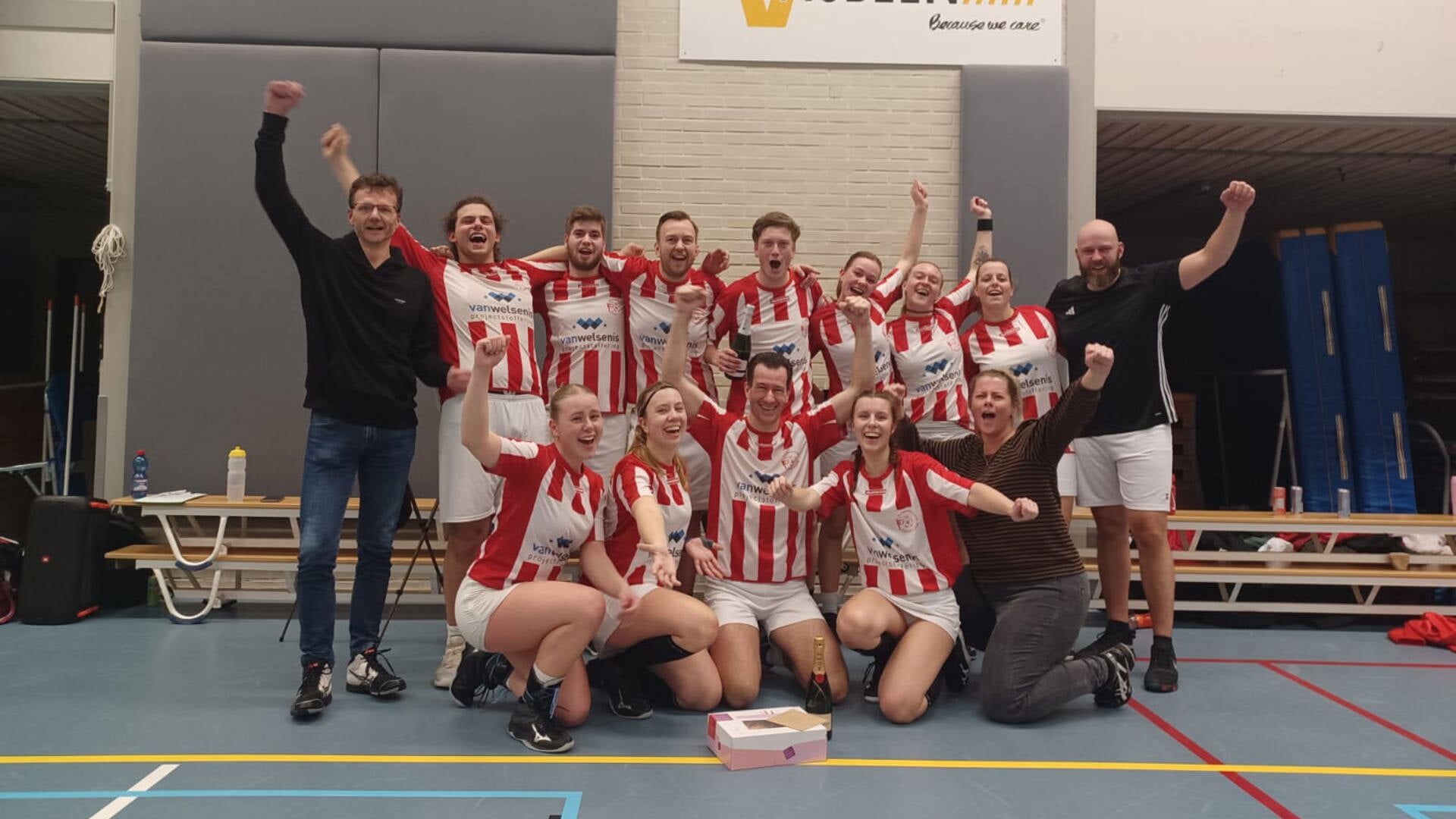 KV Good Luck Eindigt Zaalcompetitie In Stijl | Eilanden-Nieuws