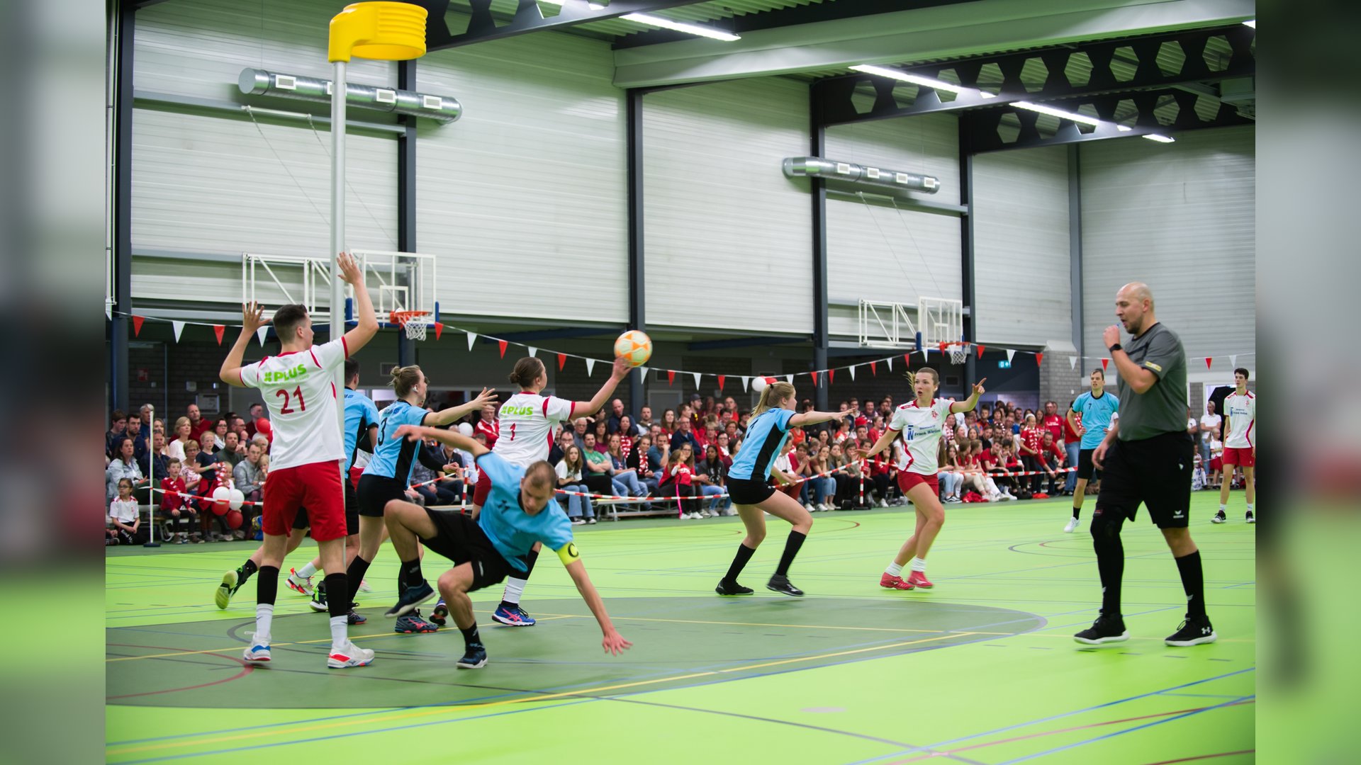 Ingezonden: Rood-Wit trekt aan de bel: onze flexibiliteit kent grenzen