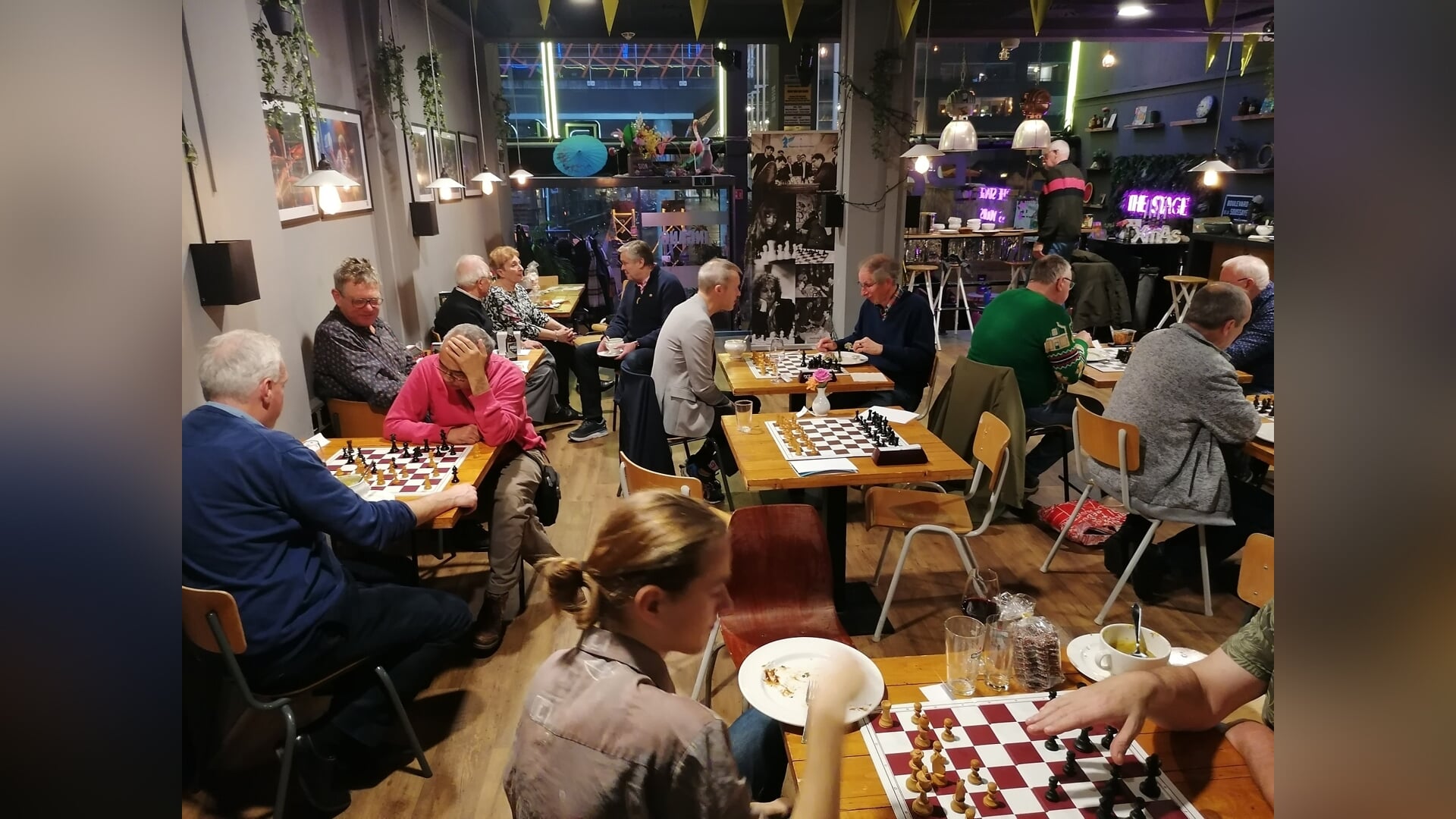 Schaken met een gokje; uniek rapid schaaktoernooi “In- en Aanzet” in P60.