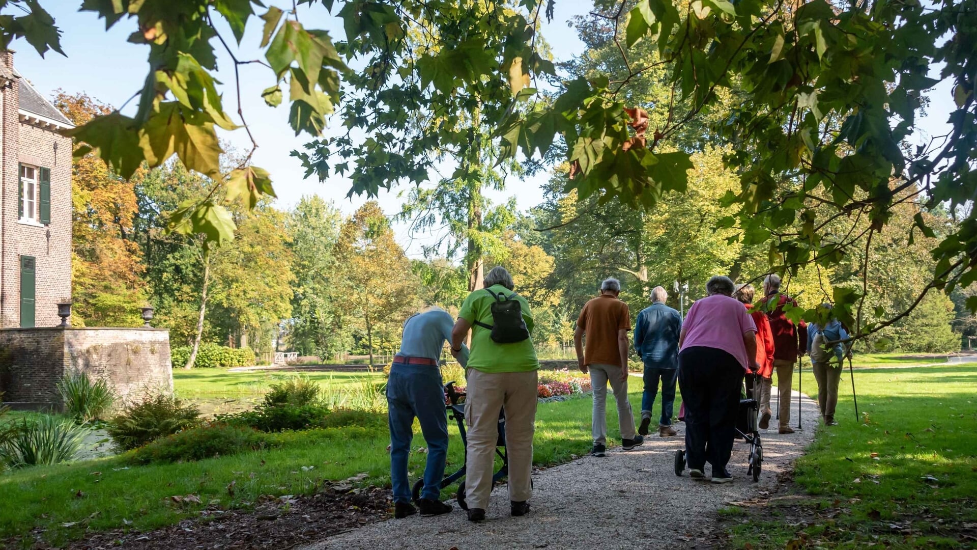Seniorenwandeling met IVN in kasteelpark