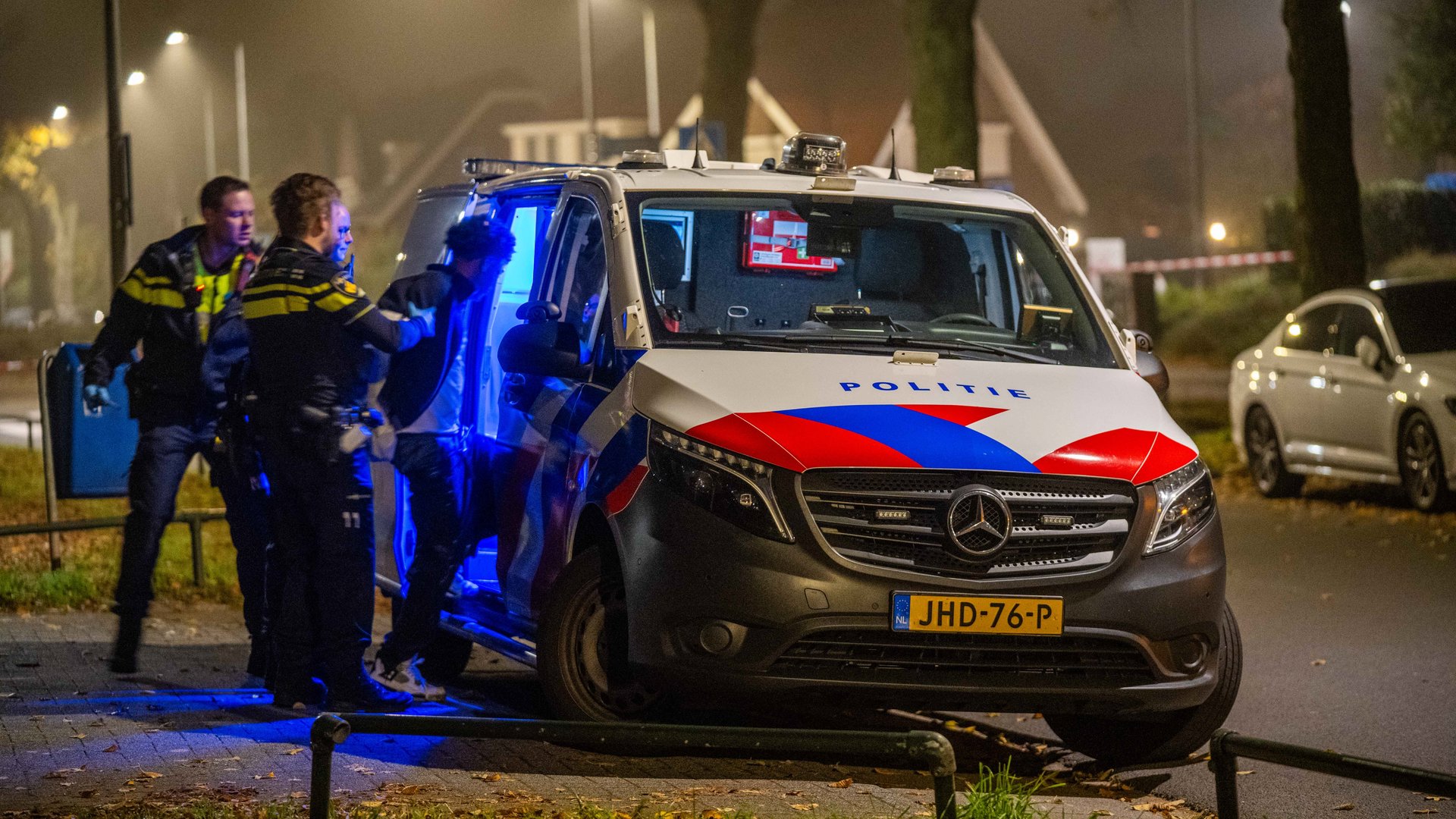 Steekincident Larenseweg in Hilversum: drie mannen aangehouden