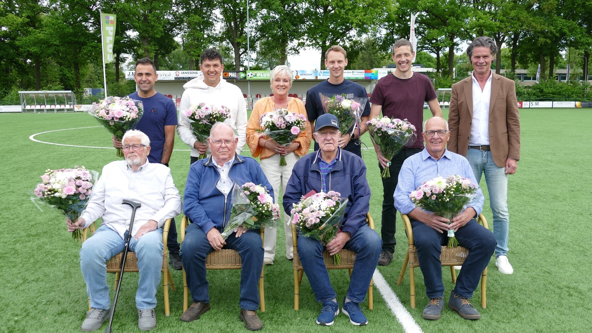 Voetbalvereniging Mifano eert trouwe en actieve leden
