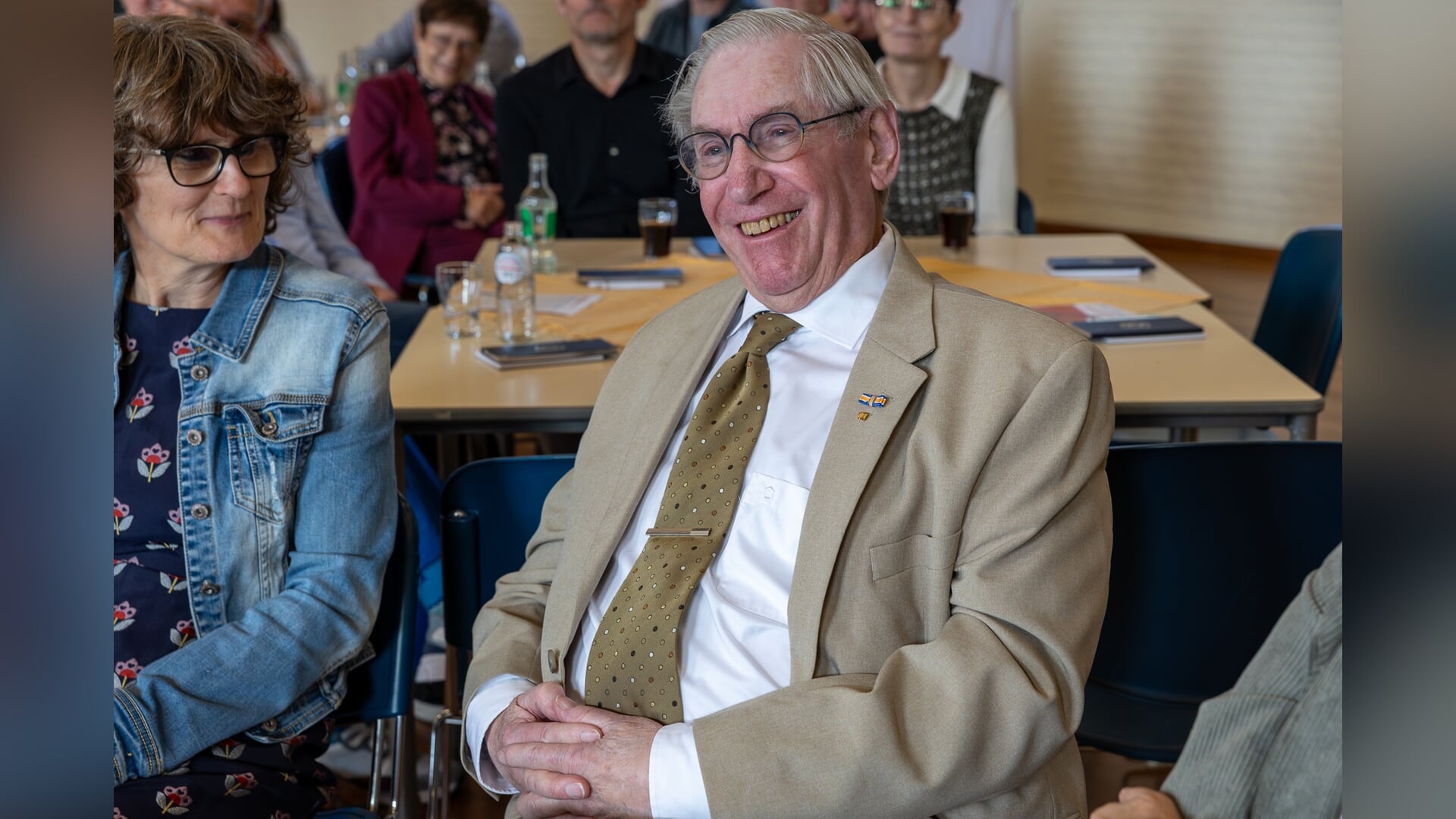 Jubilarissen FNV gehuldigd