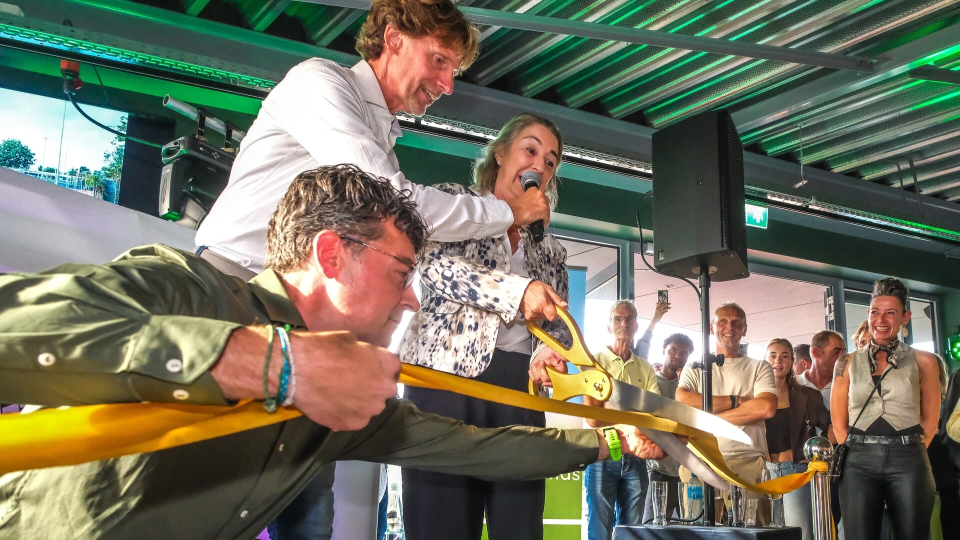 Feestelijke opening nieuw clubhuis in Rijsenhout (foto’s)