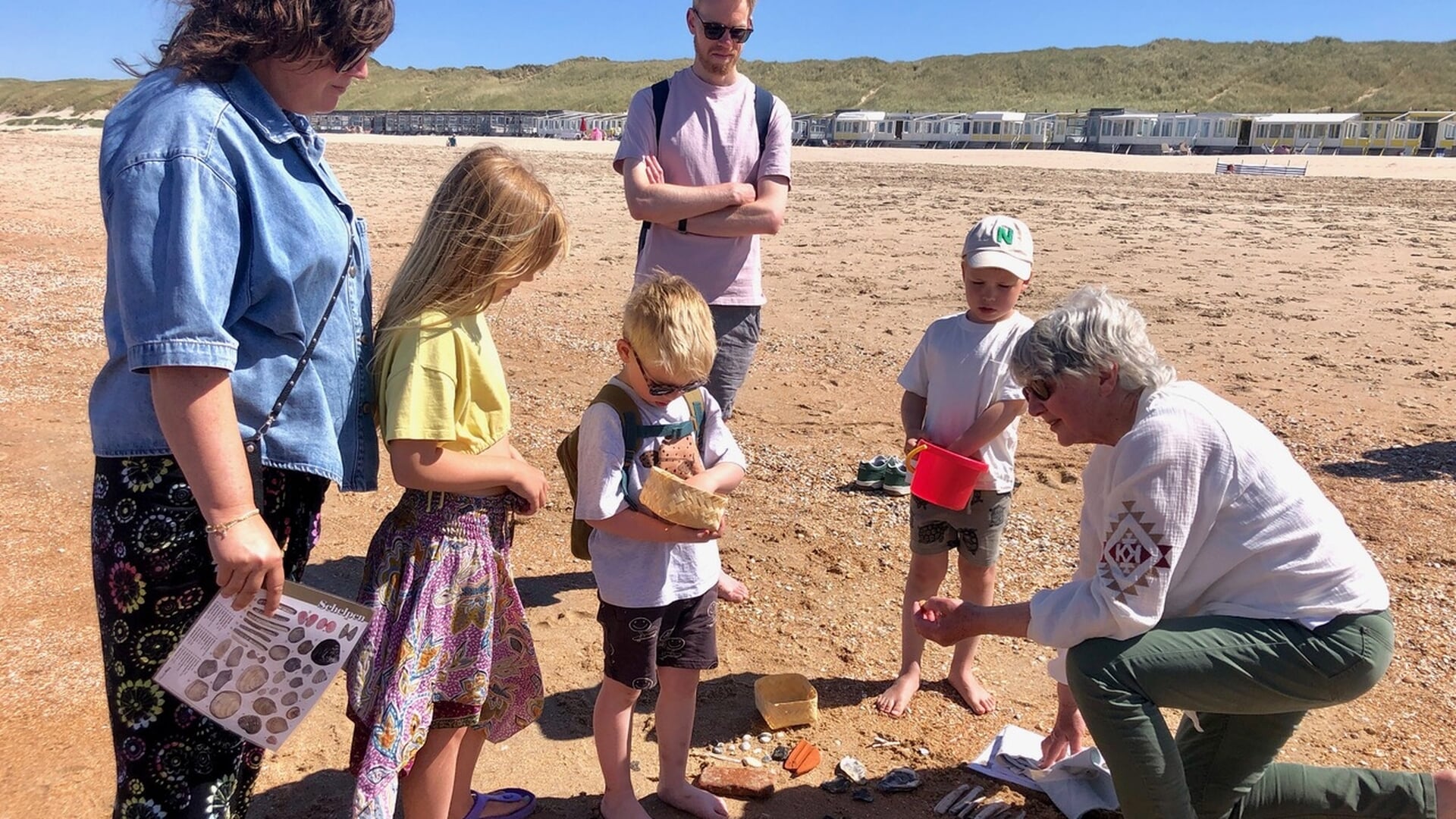 Ontdekkingstocht op het strand van Castricum