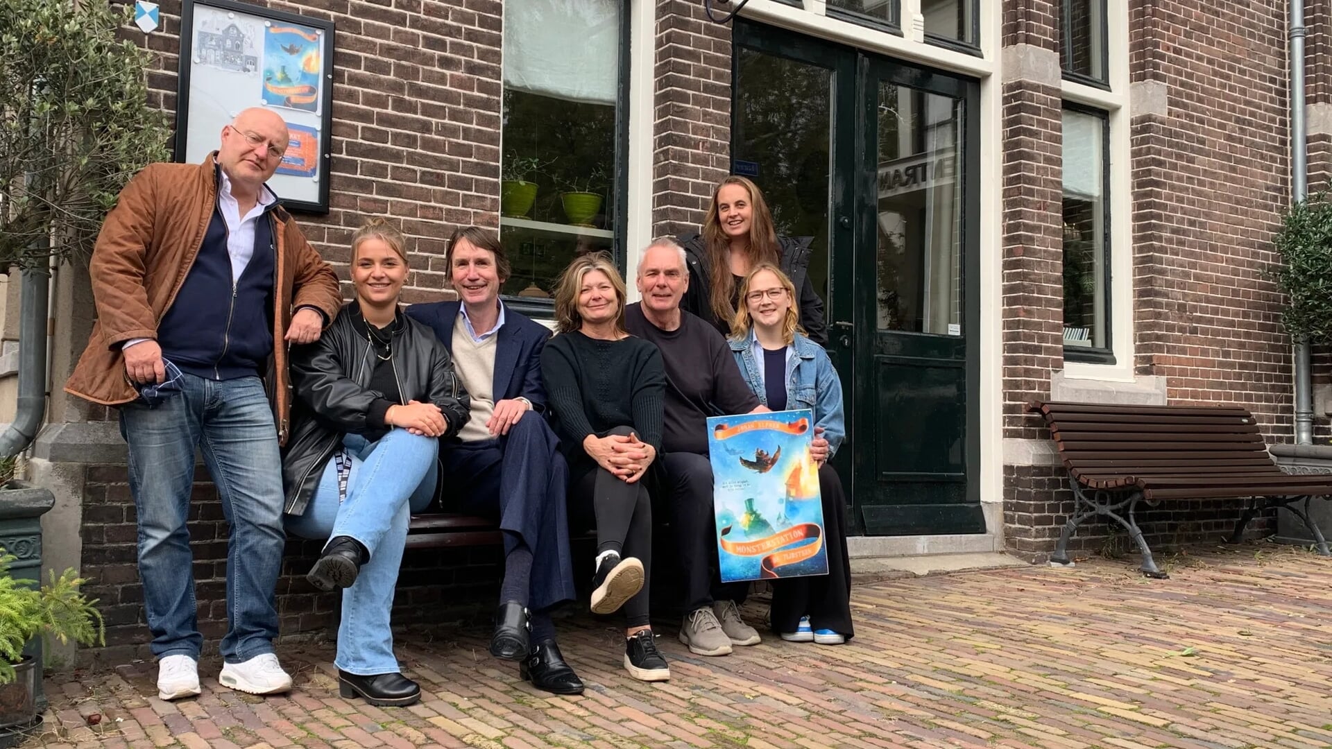 Johan Elfner brengt derde kinderboek in serie over het Amstelveense monsterstation uit
