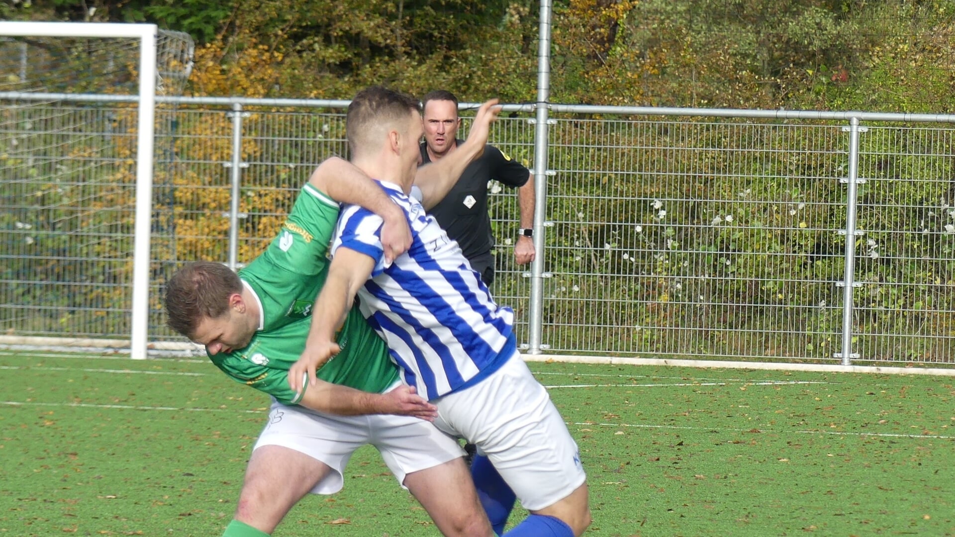 FC Castricum wint overtuigend van Monnickendam