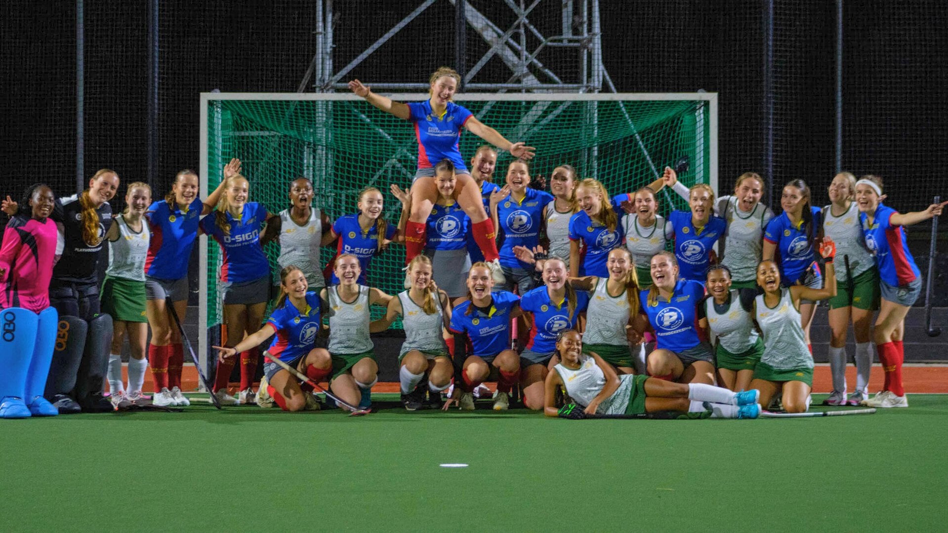 Meisjesteam Hockey Geldrop wint The Knights uit Zuid-Afrika