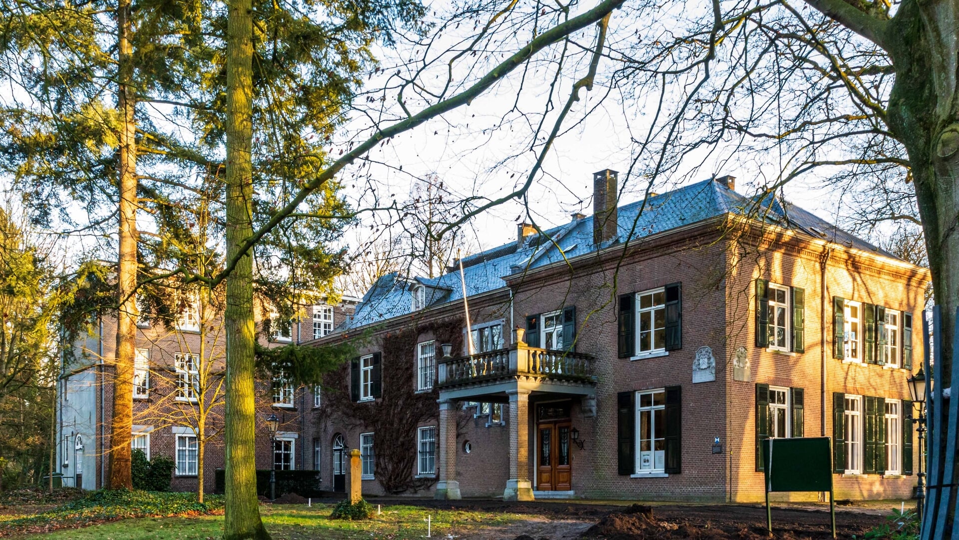 Geldrops Muziek Corps brengt kasteel tot leven