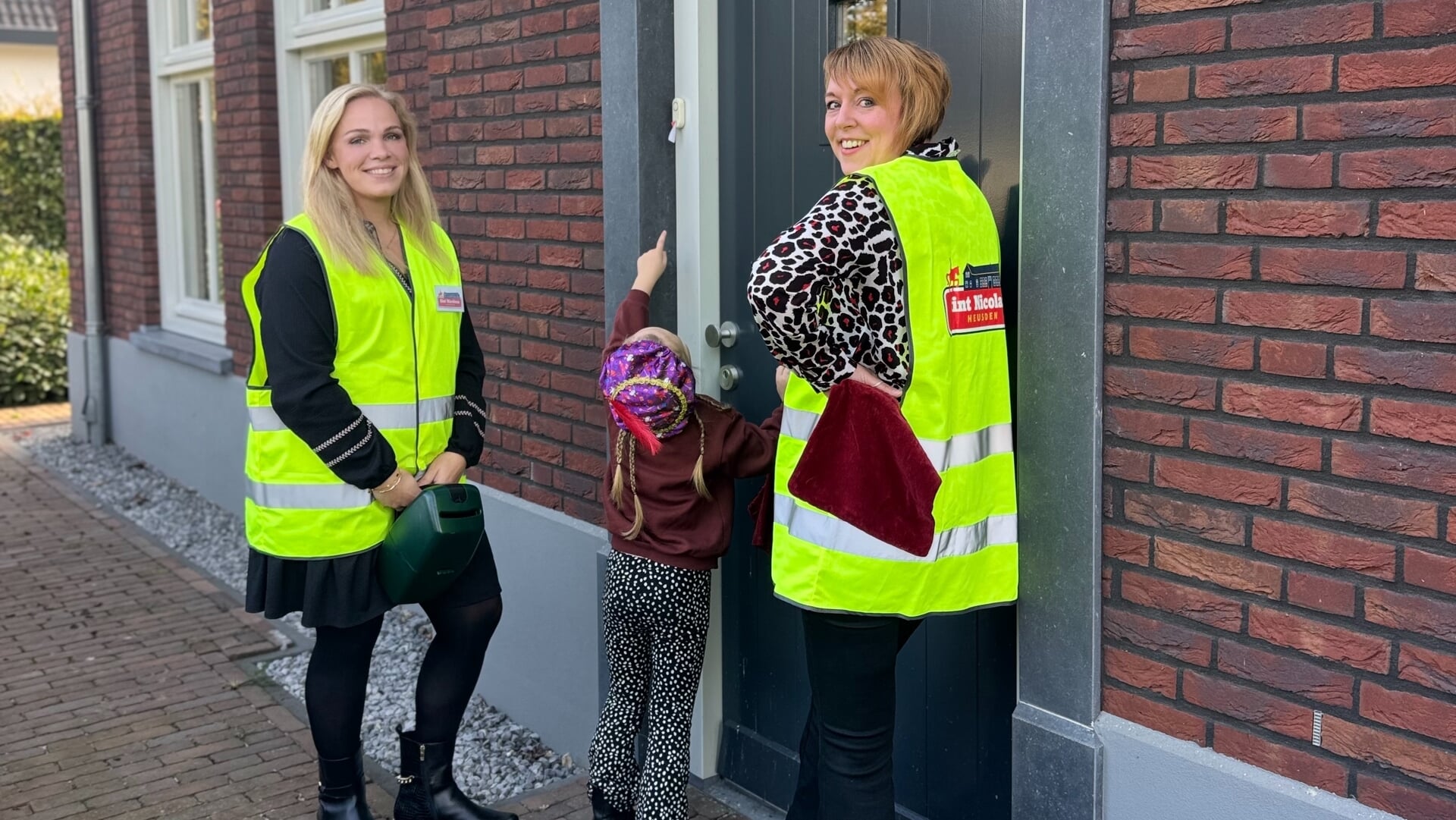 Collectanten komen langs voor Sinterklaasintocht in Heusden