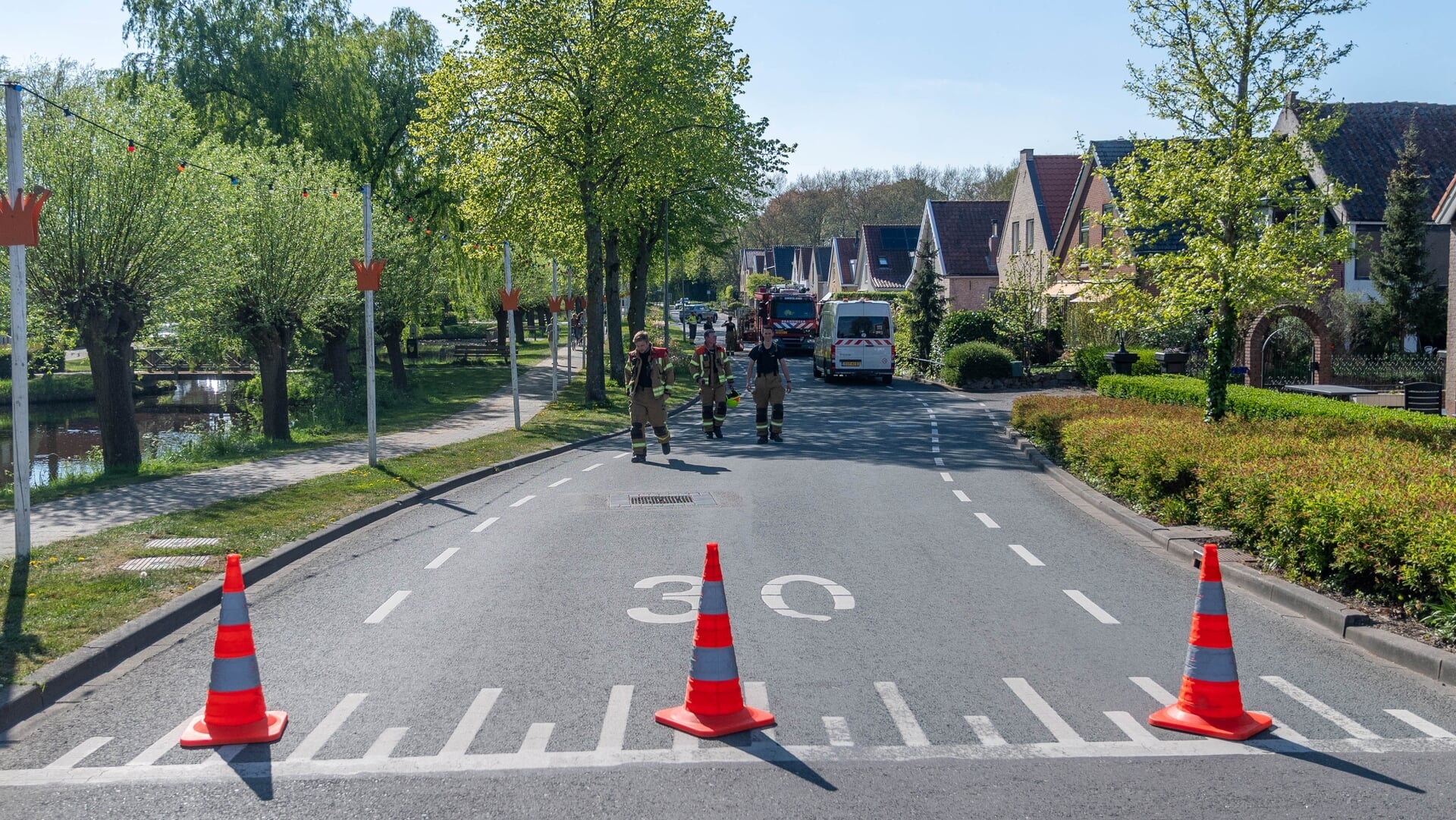 Graafmachine trekt gasleiding kapot