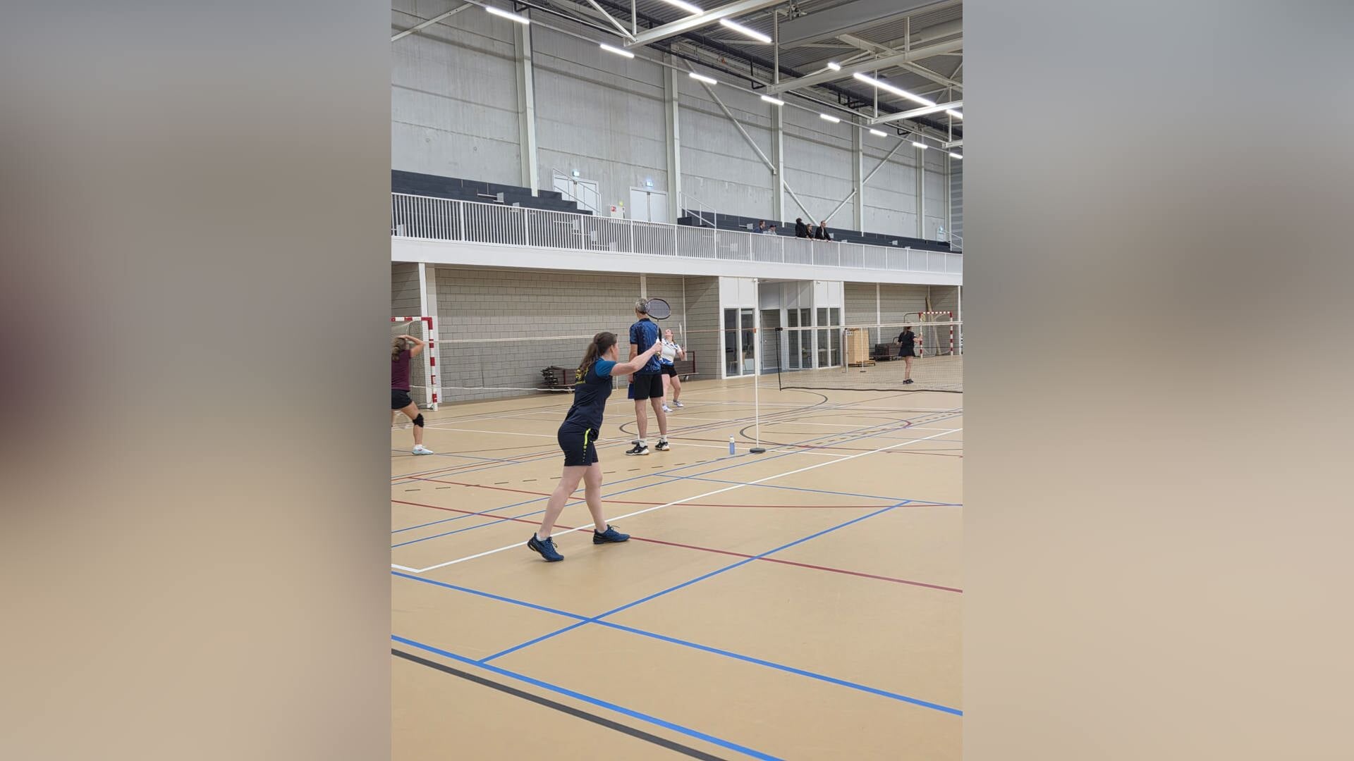 Badminton Heeze-1 wint van ‘t Veertje