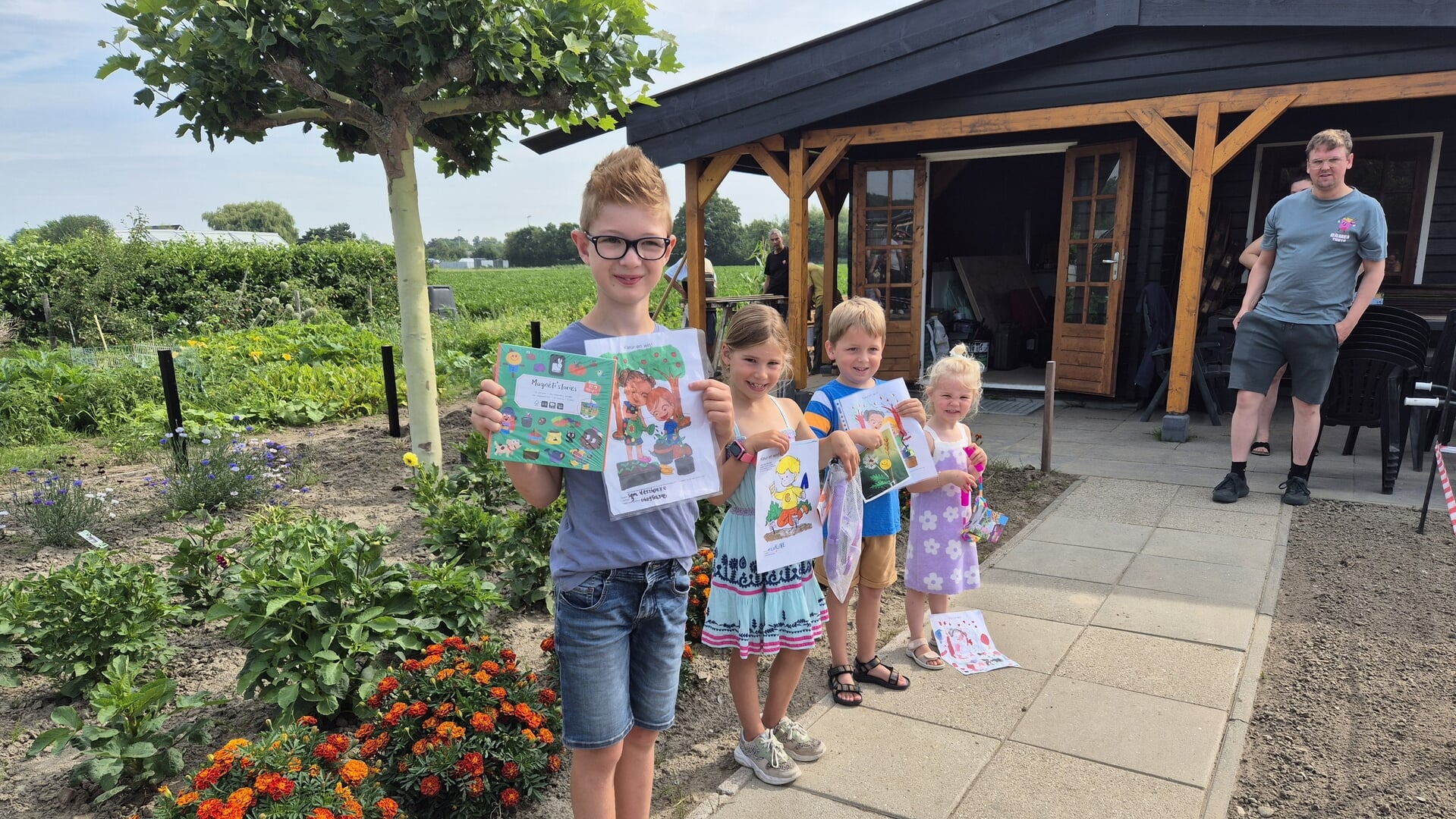 Sem, Florine, Jelle en Fleur winnen kleurwedstrijd