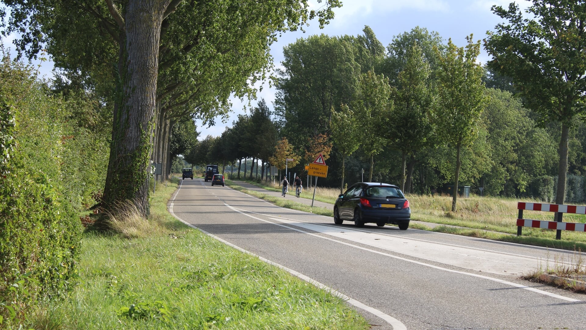 Drempels en 60 km/h op Oudelandsedijk tussen Sommelsdijk en Dirksland