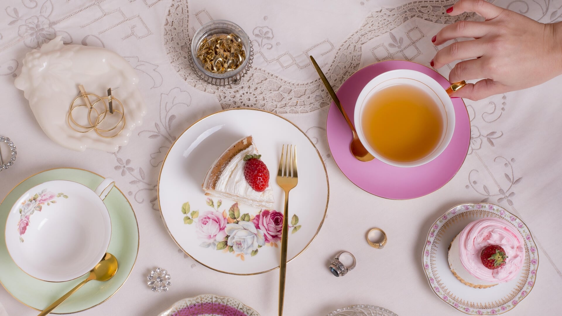 High tea voor mantelzorgers bij woonzorglocaties CuraMare