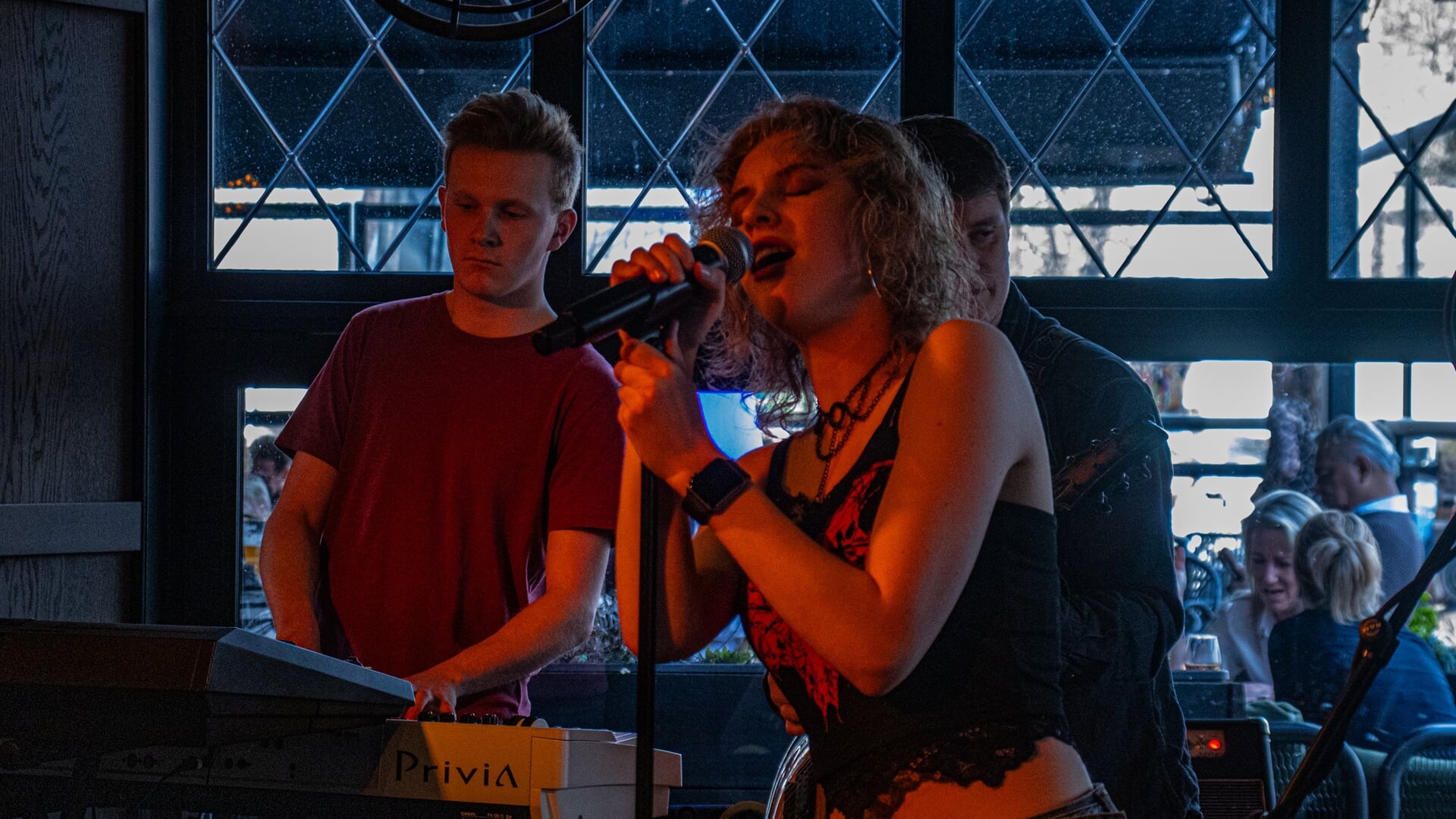 Pop & Co Bands Day zorgt voor muzikale zondag bij The Pub - Al het ...