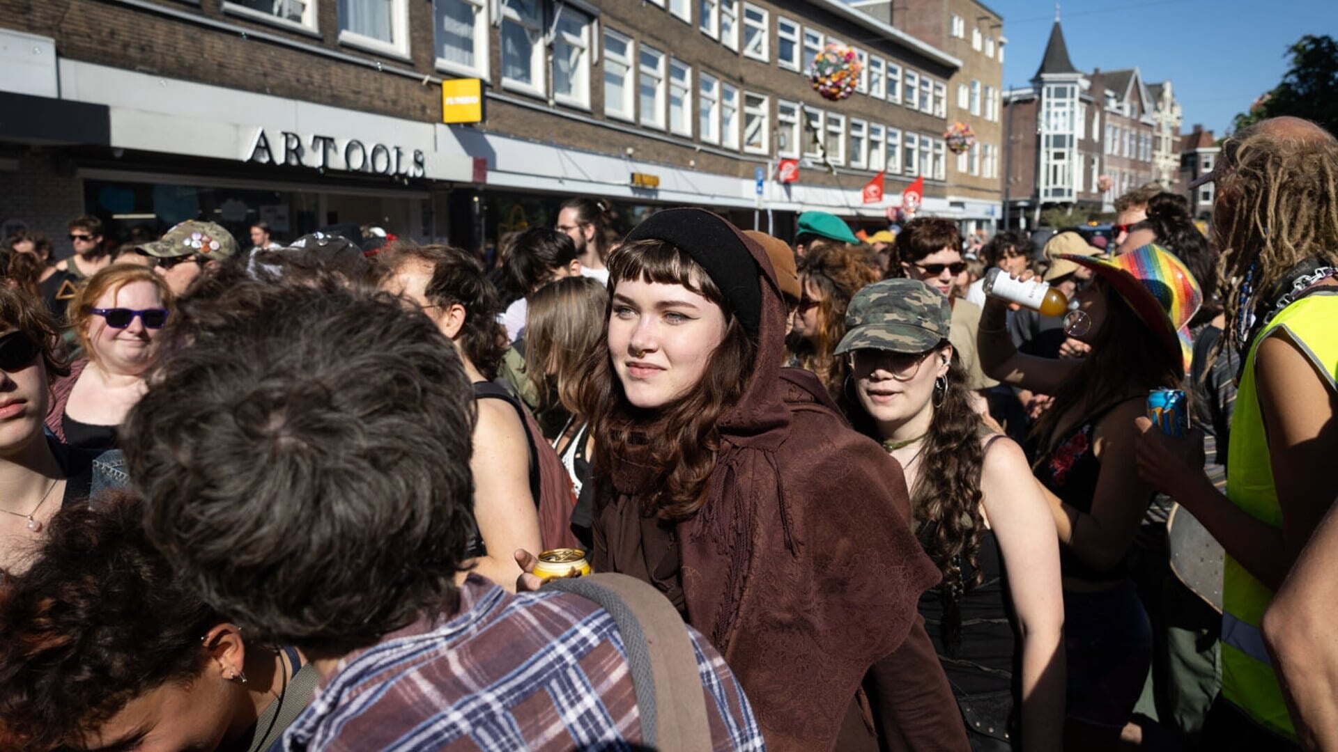 Rave voor de Rafelranden trekt zaterdag weer door Utrecht - Het laatste ...