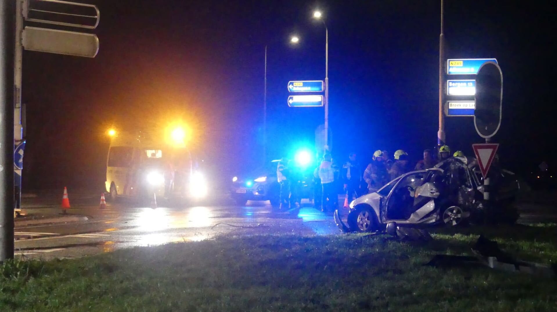 59-jarige vrouw overleden na ongeval op N245 bij Oudkarspel en Warmenhuizen
