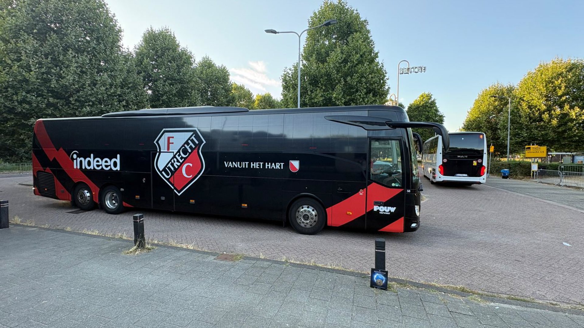 Zitten op de plek van FC Utrecht-spelers is dichterbij dan je denkt: spelersbus wordt soms ingezet a