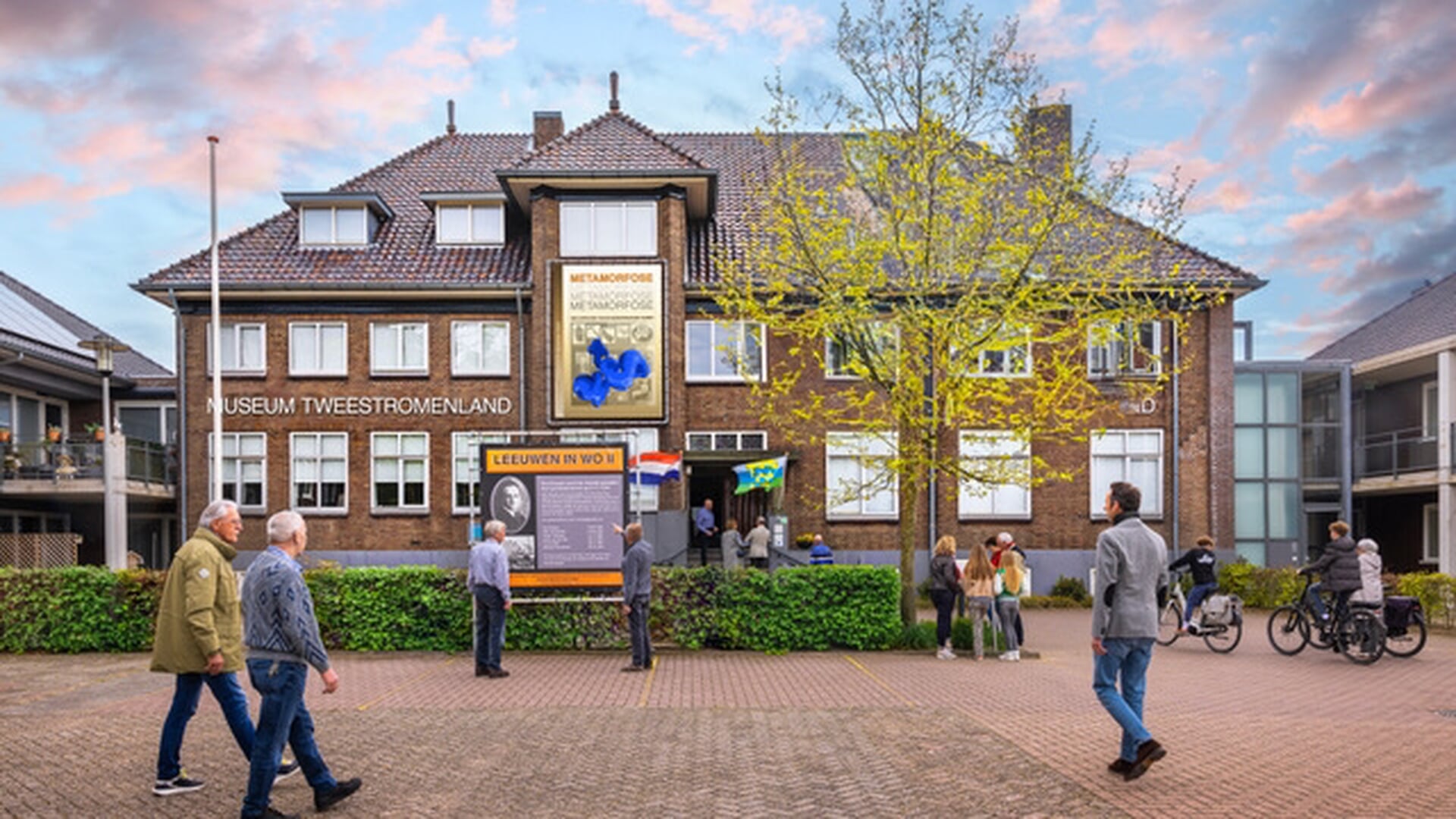 Per treintje op ‘oorlogspad’