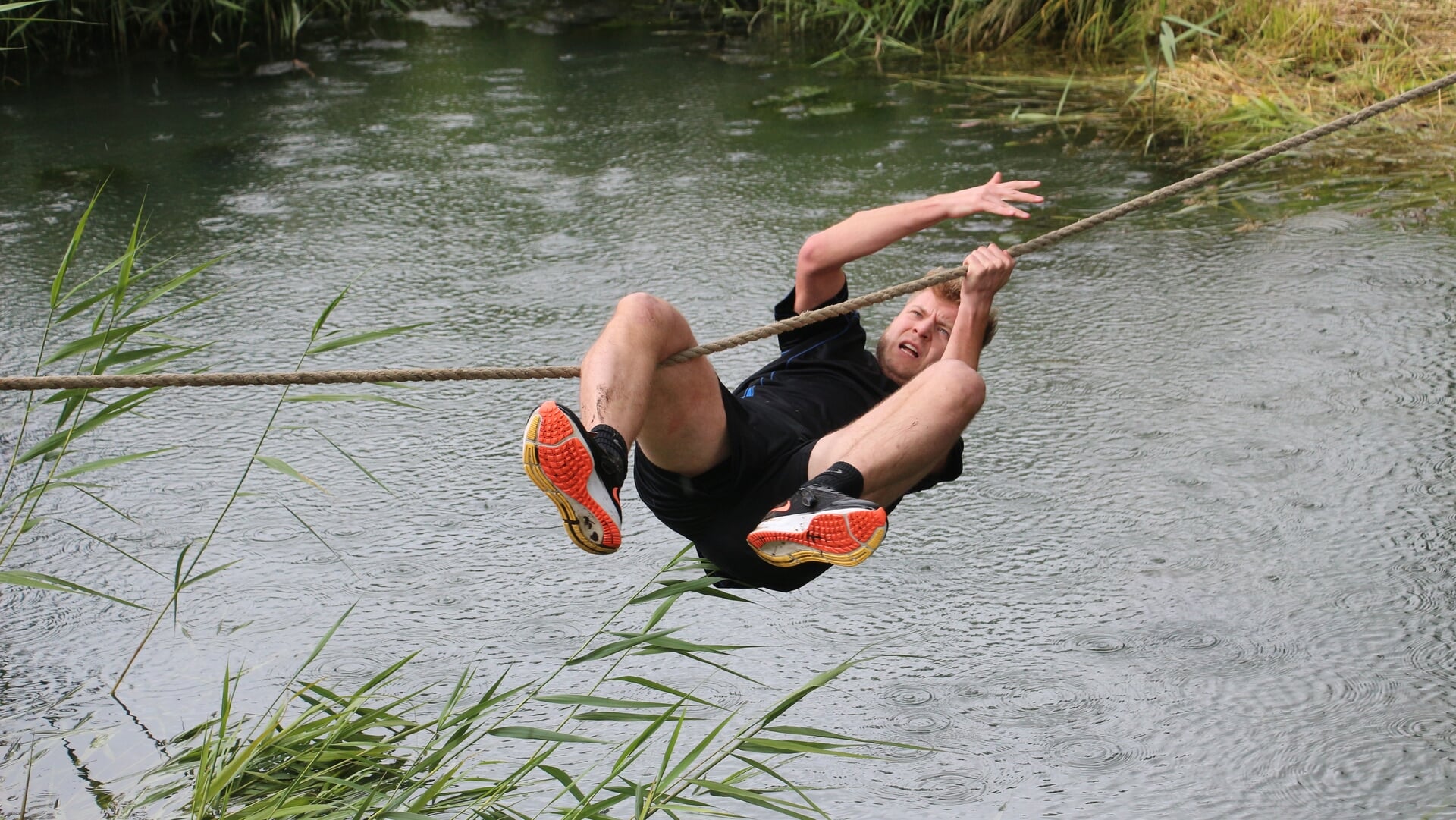 Survivalrun zet Boven-Leeuwen weer op z’n kop