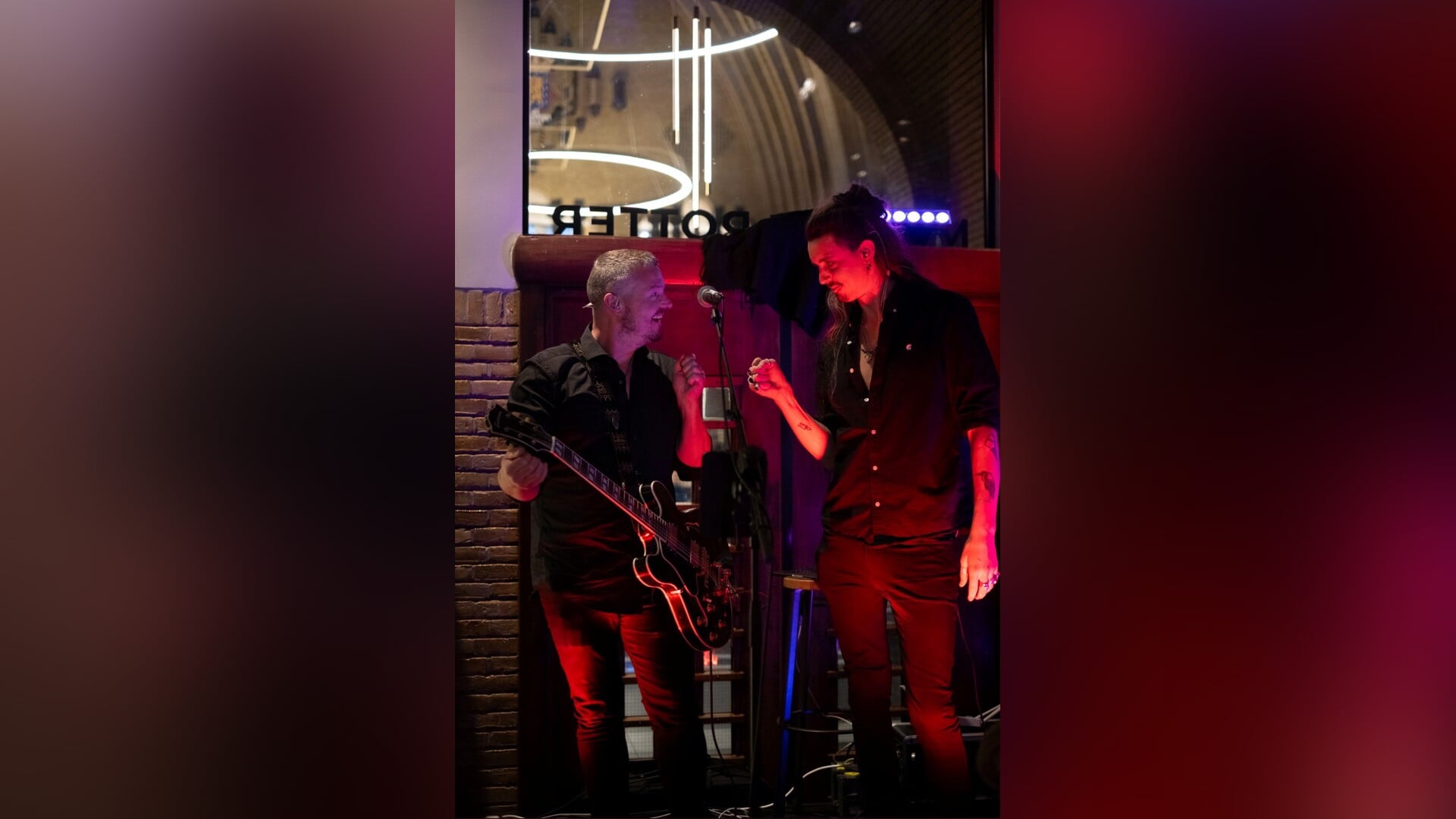 PopPubQuiz Live bij Sing & Swing - muziek, humor én meezingen!