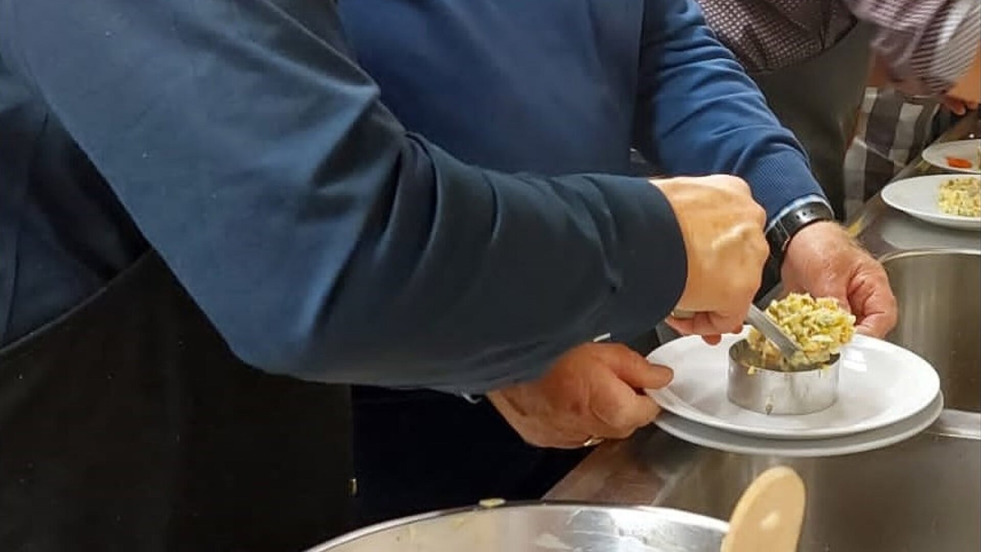 Cursus koken voor mannen bij Wonen Plus Welzijn