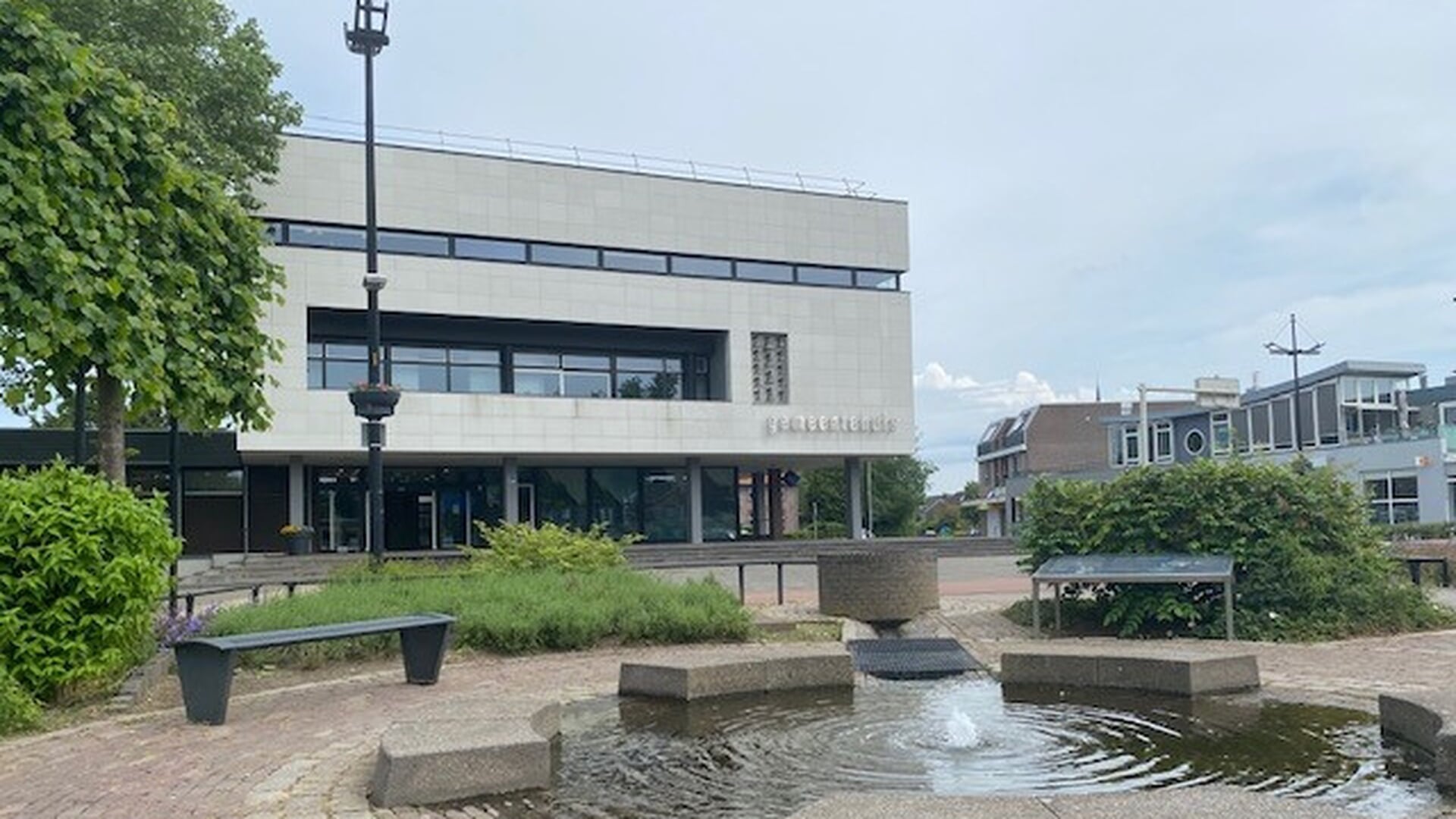 Commotie over column wethouder