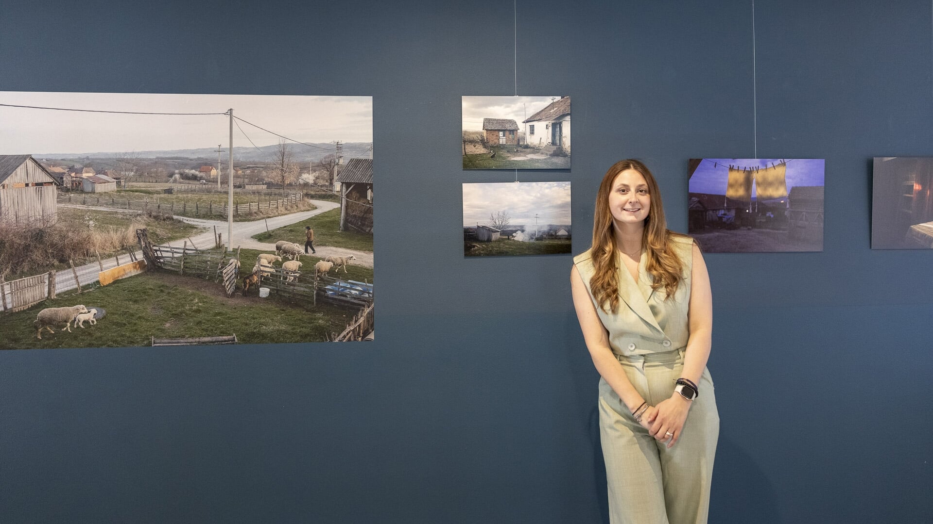 Verhalen vertellen met foto’s tijdens expositie van ‘Jonge Honden’