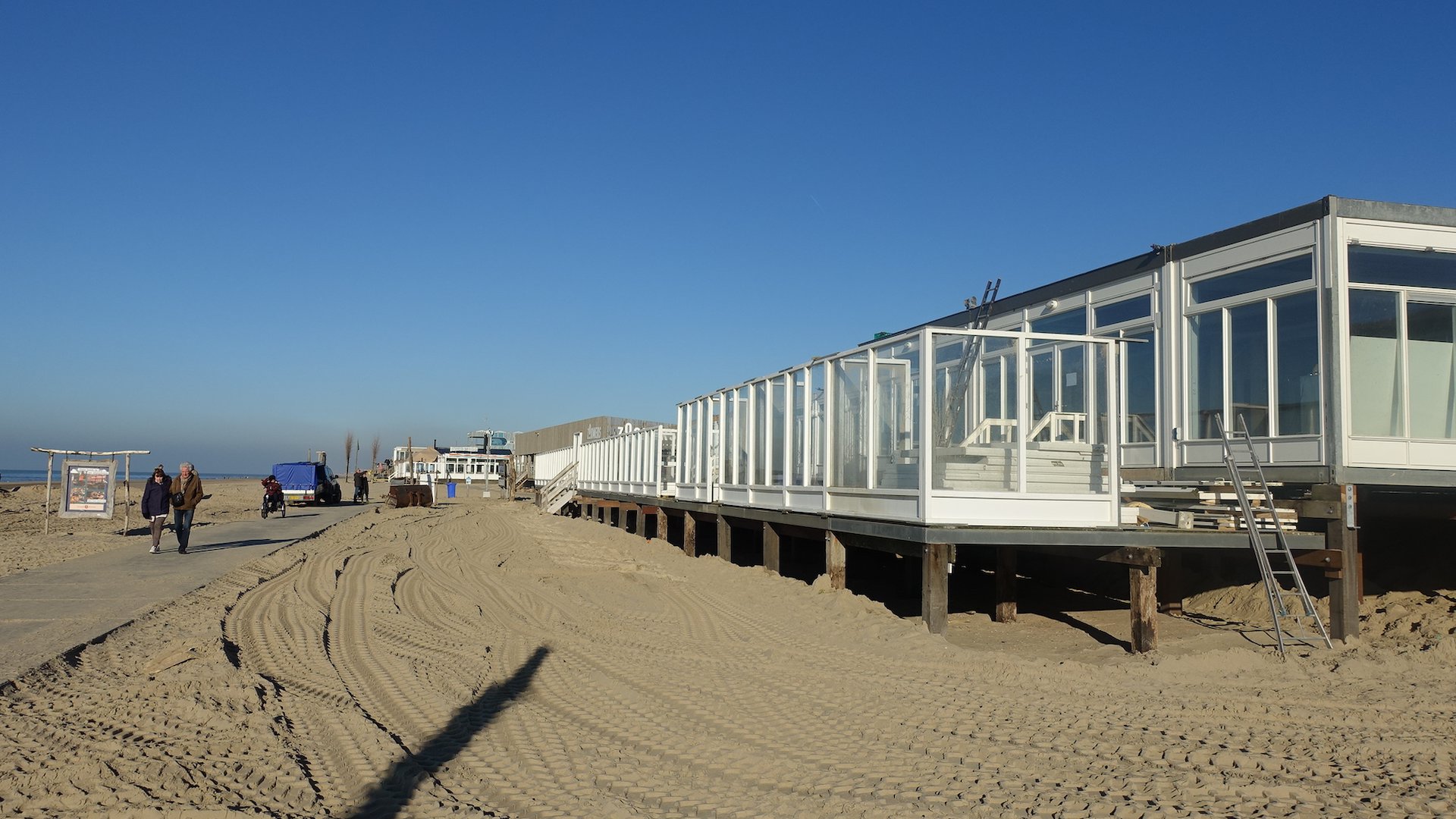 Hoogheemraadschap verruimt beleid voor strandpaviljoens
