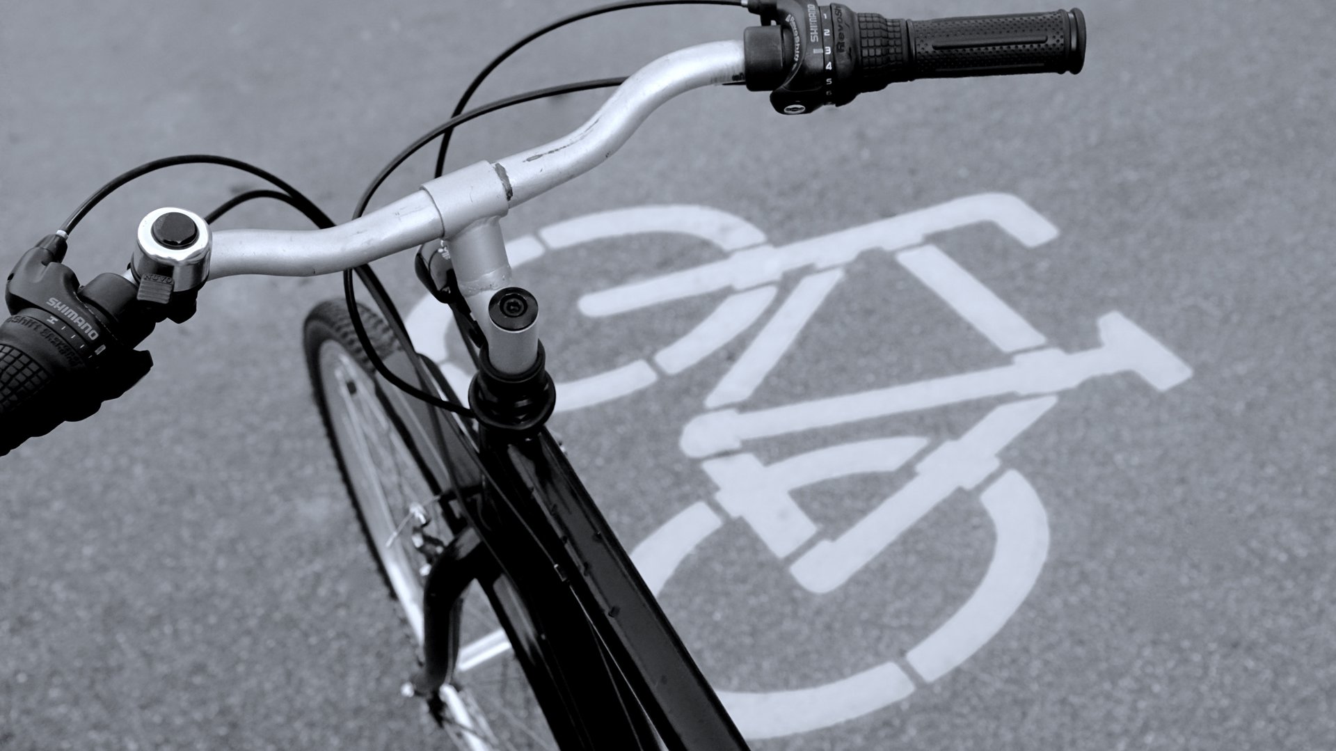 PRO en De Vrije Lijst stellen vragen over fietsroutes