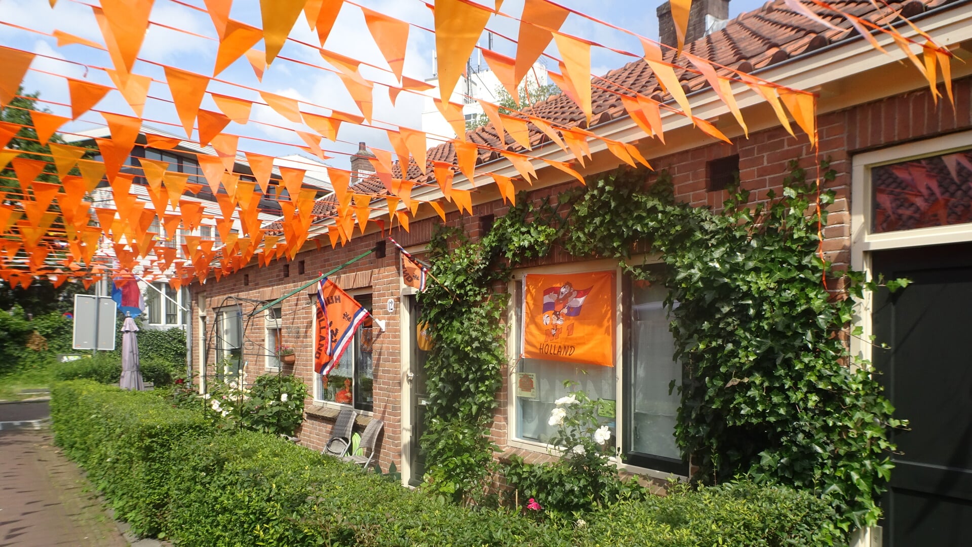 Distelkruisstraat nu Oranjestraat