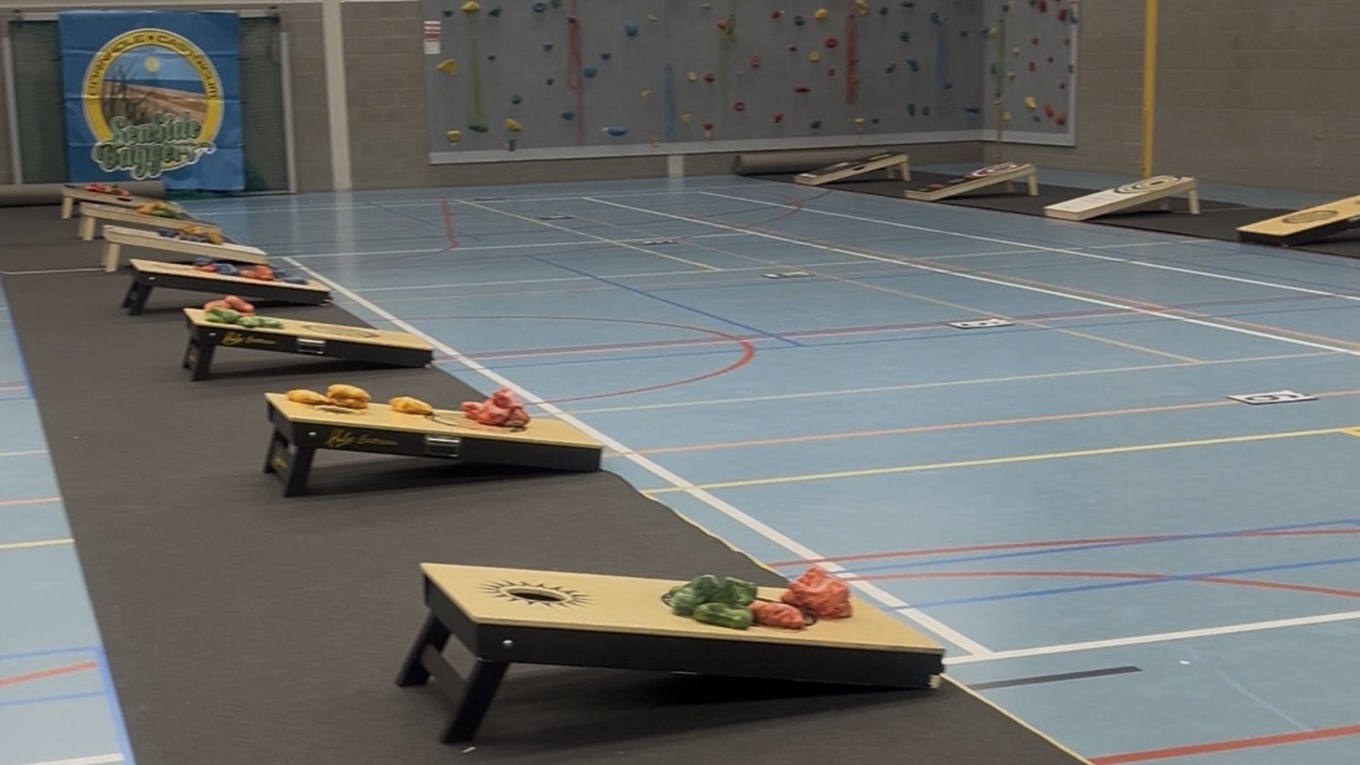 Kersttoernooi cornhole in sportcentrum wordt groter van opzet