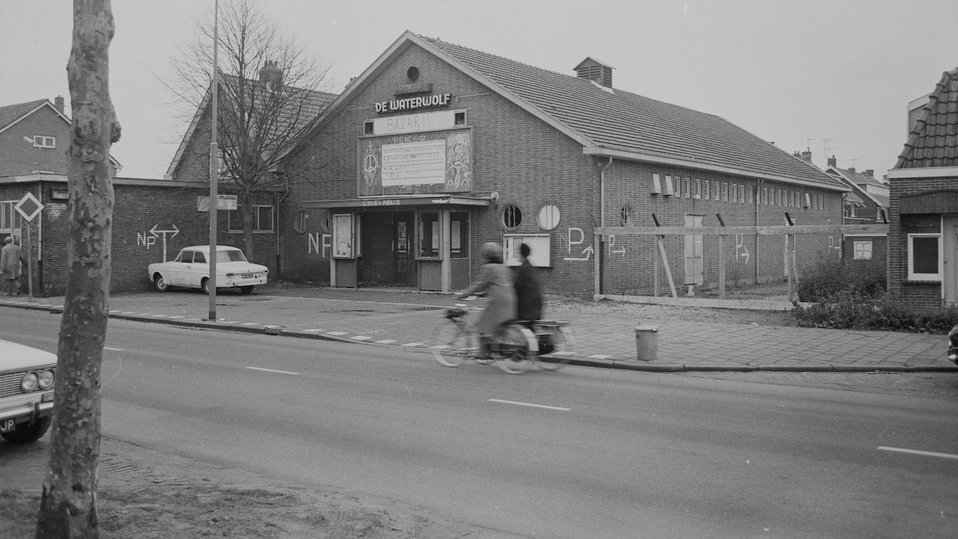 Feestzaal/bioscoop De Waterwolf Badhoevedorp 1970