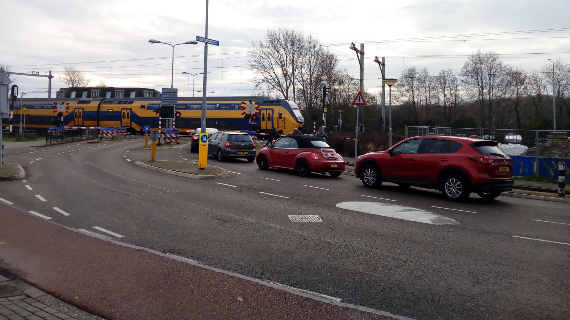 Bezwaar tegen aanpak spoorovergang