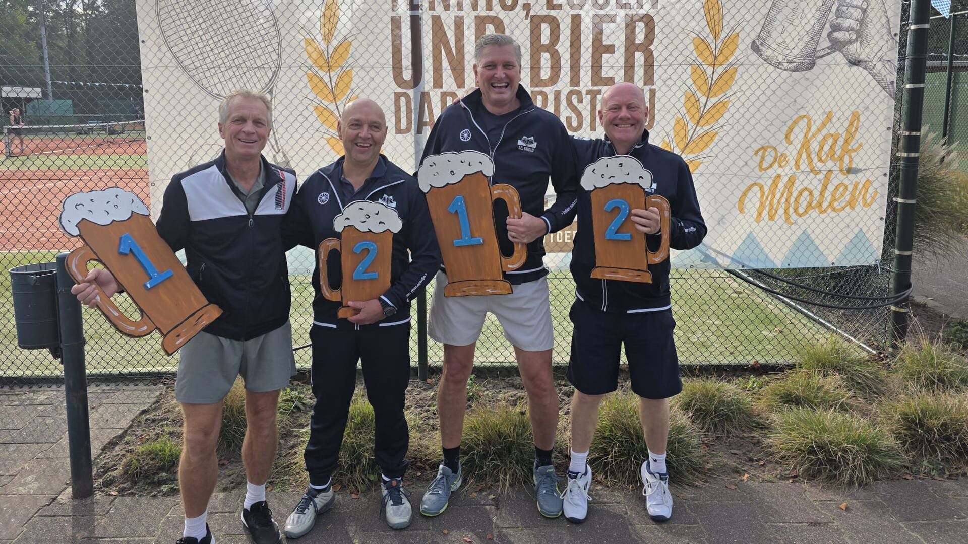 Kafmolen Herfsttoernooi: mooie potjes tennis en heel veel gezelligheid