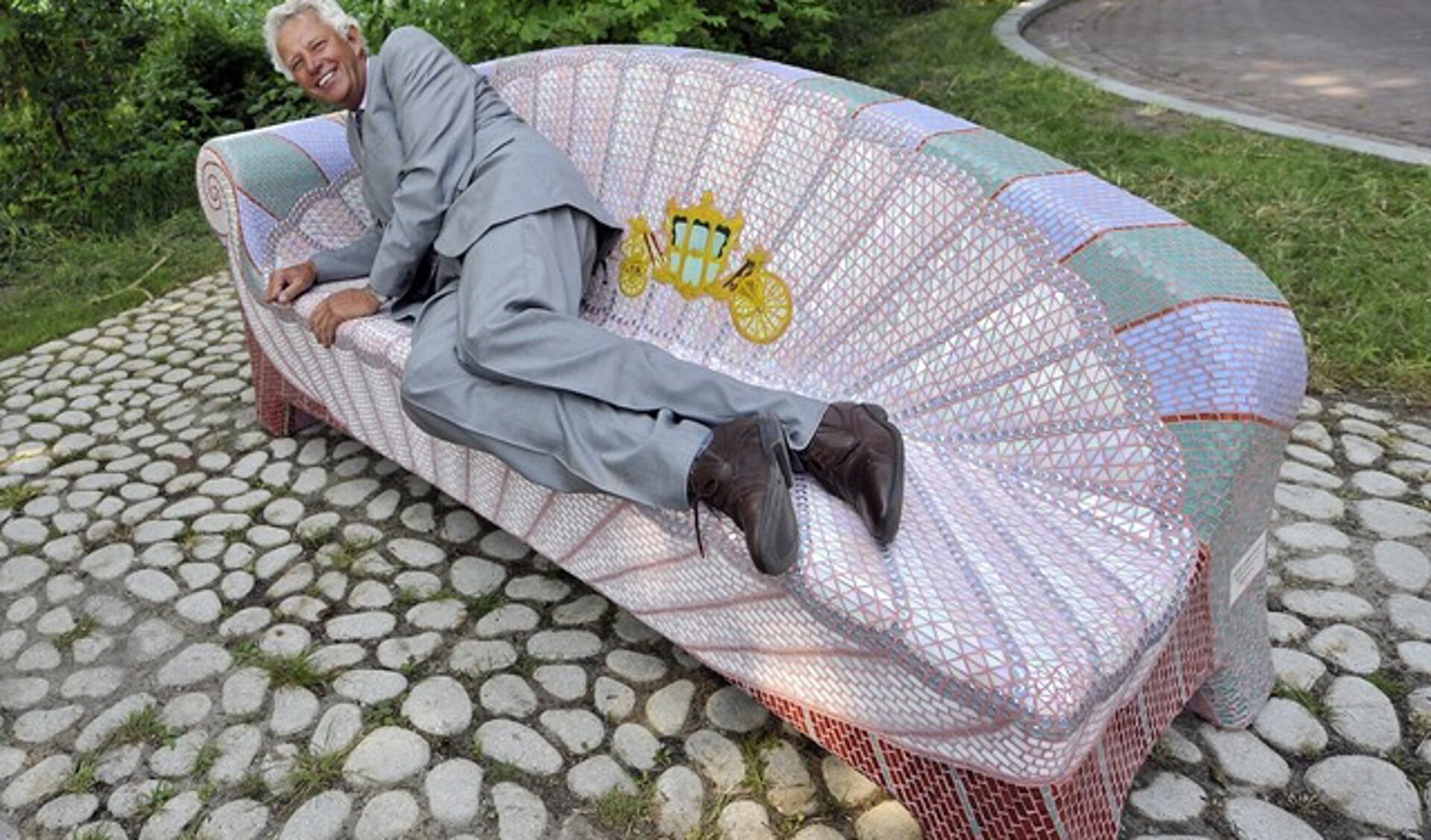 Midwolde heeft Social Sofa