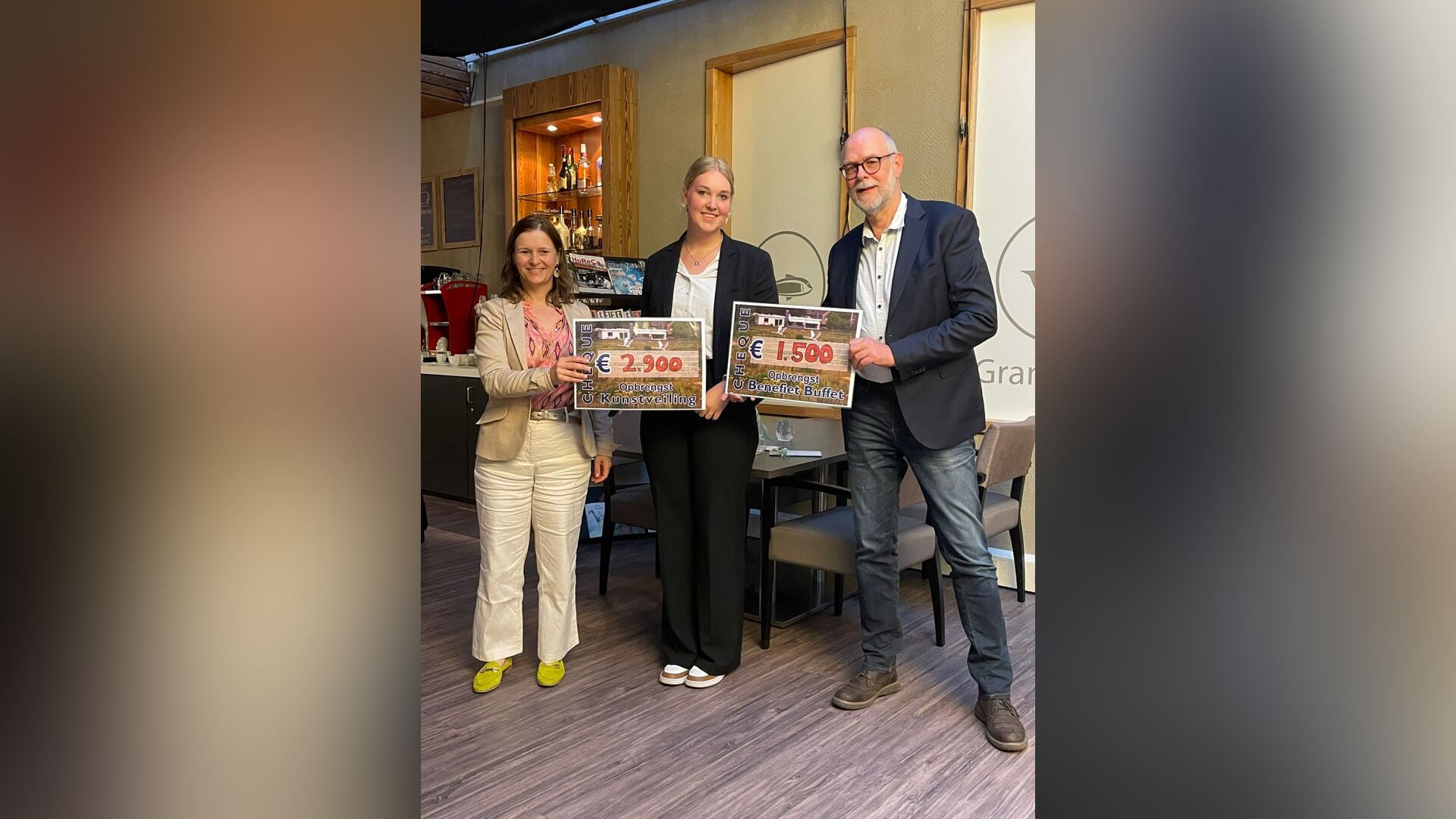 Kunst en Benefiet Diner levert Hospice mooi bedrag op